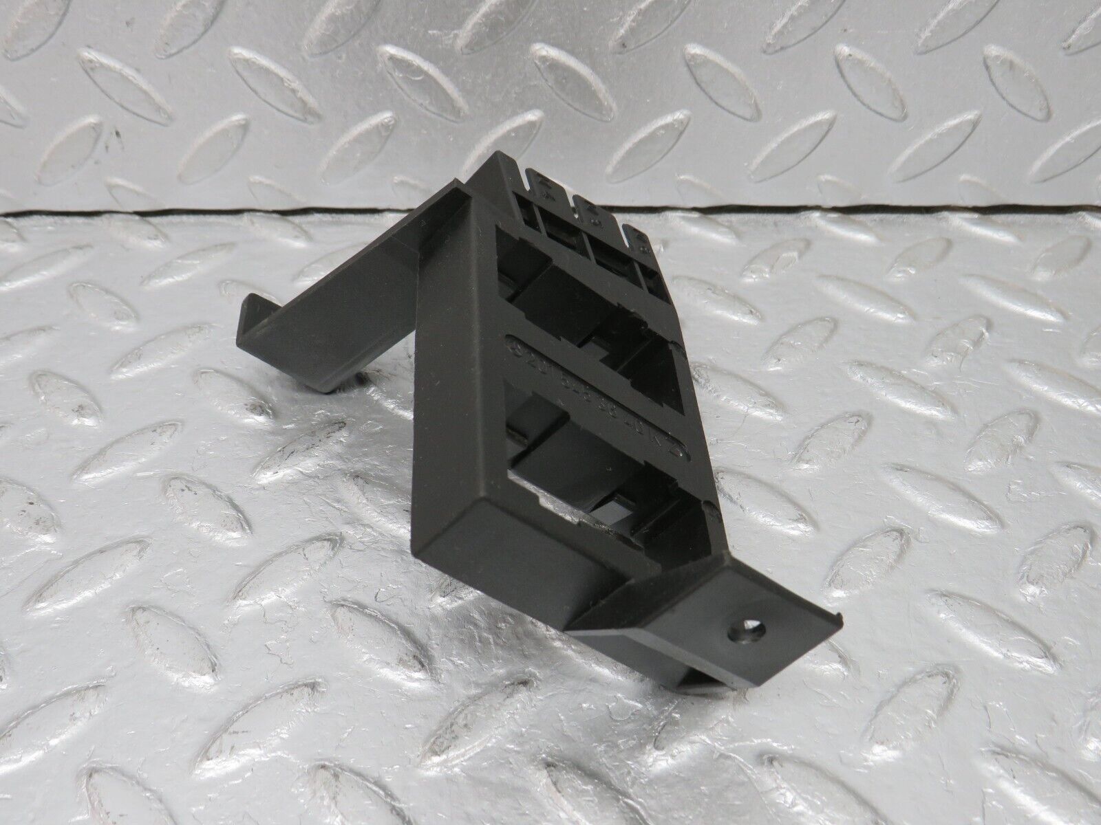 38835 Mercedes-Benz W201 190E 2.6L Fuse Box Relay Holder 2015453640