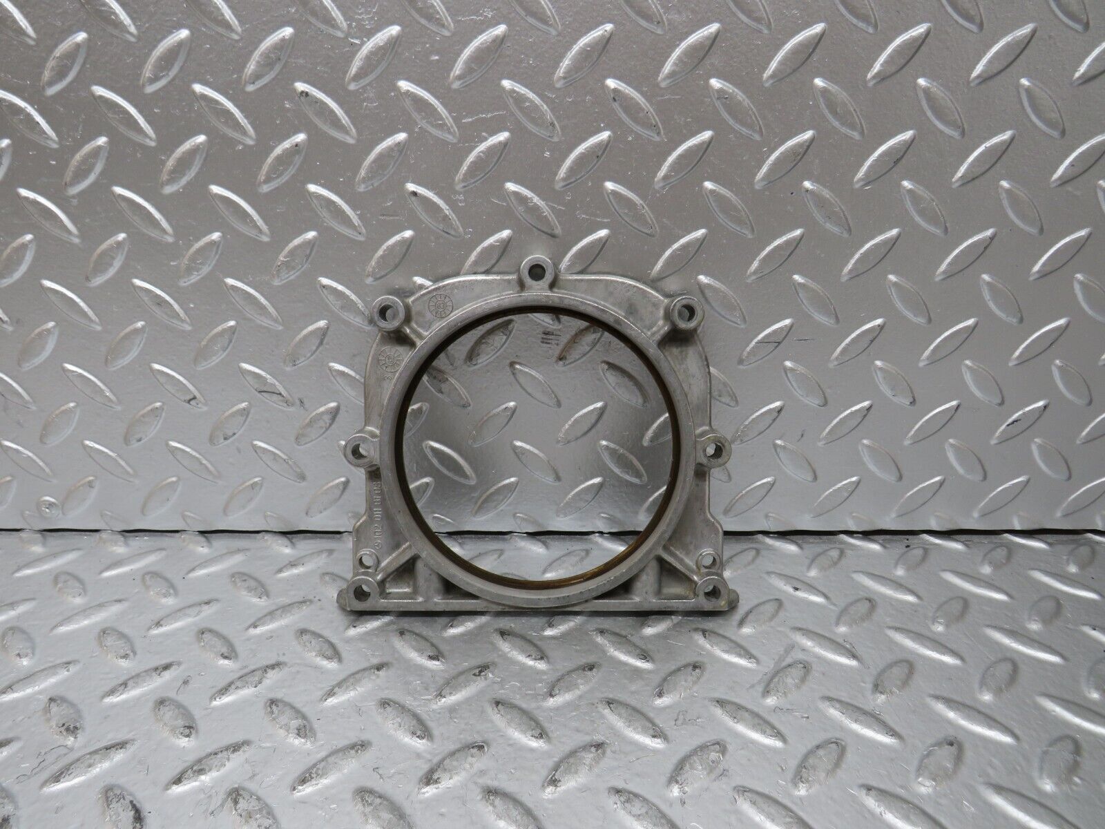 26276 Mercedes-Benz W116 450SE Crankshaft Rear Sealing Cover 1020110108