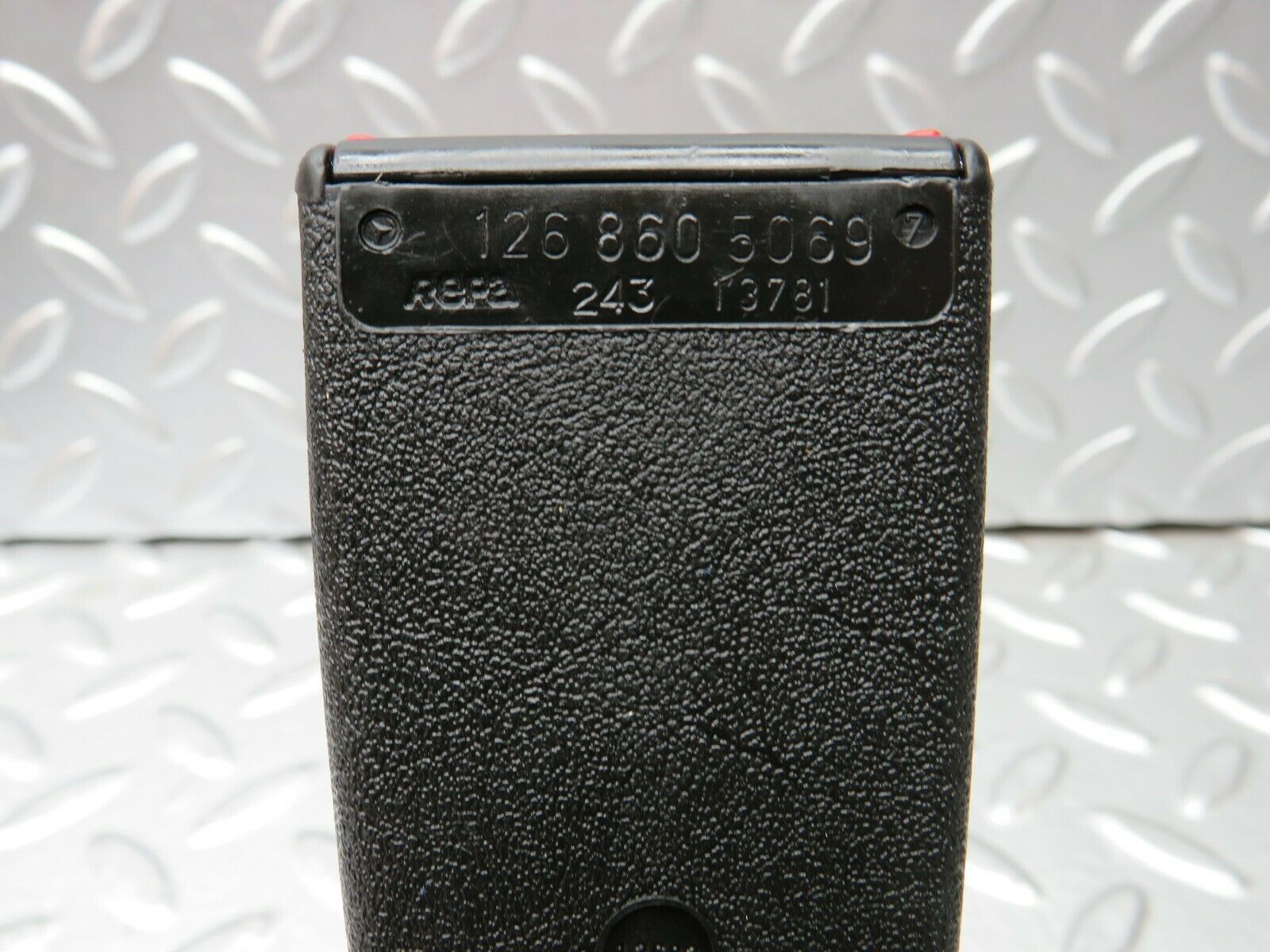 24098 Mercedes-Benz W123 280E Front Right Seat Belt With Buckle 1238602686