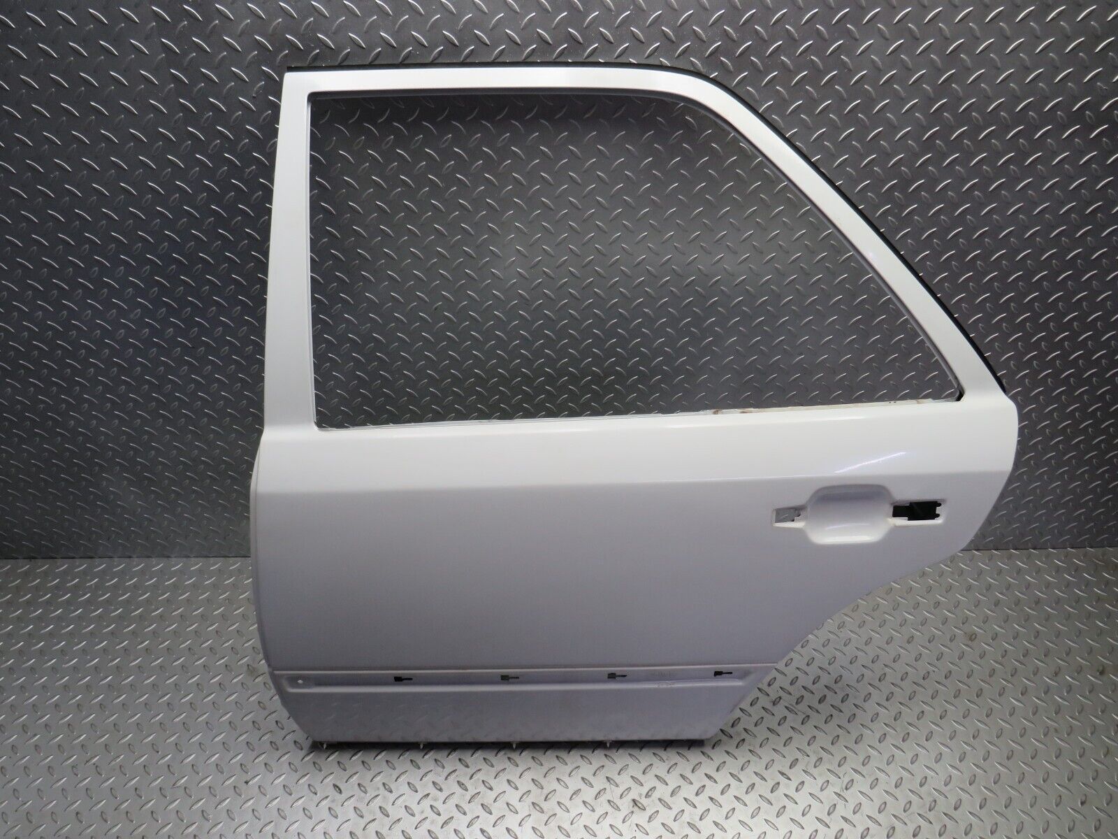 30248 Mercedes-Benz W124 230E Rear Left Door