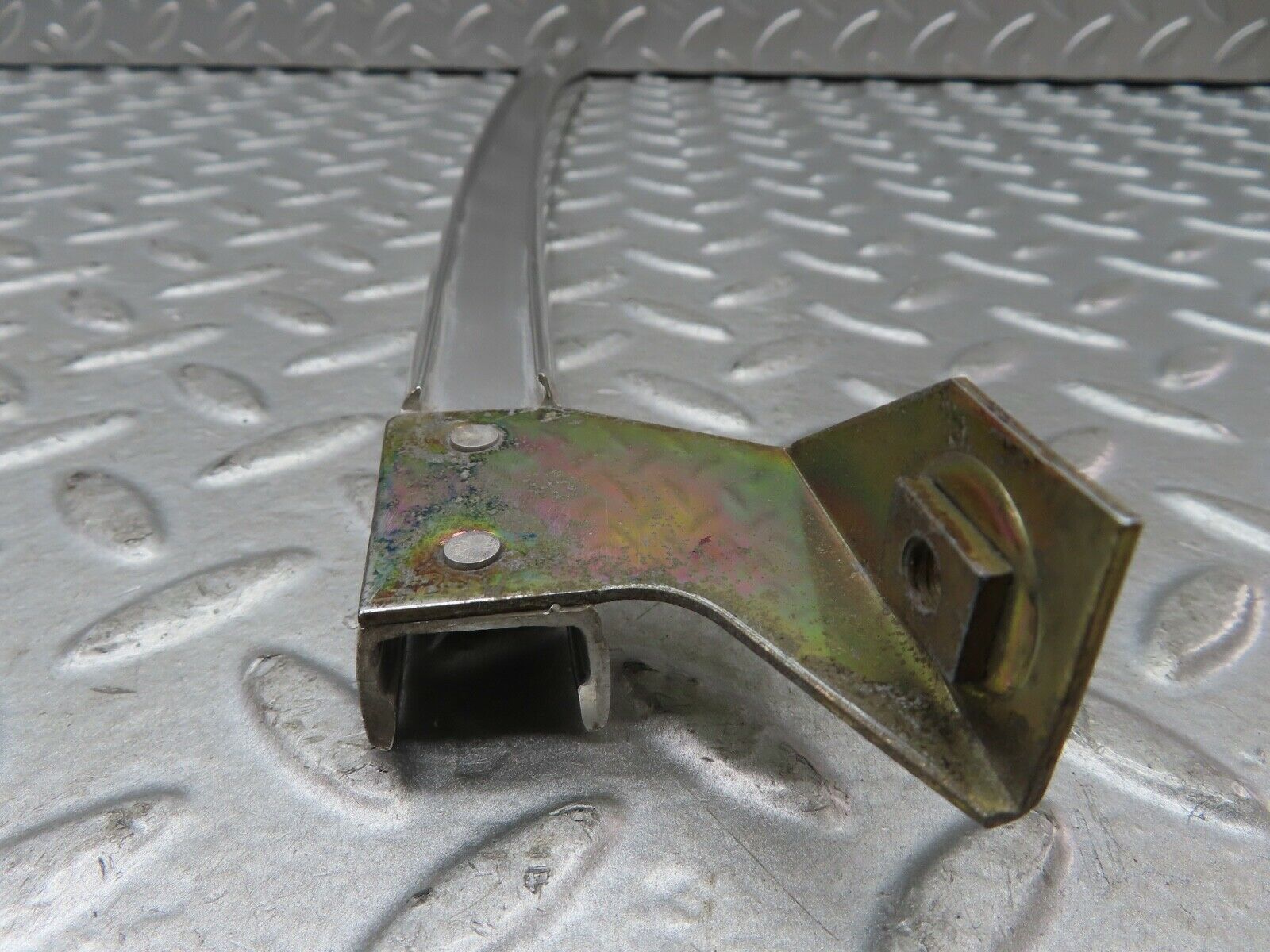 19133 Mercedes-Benz W123 300D Rear Left Door Chrome Window Channel