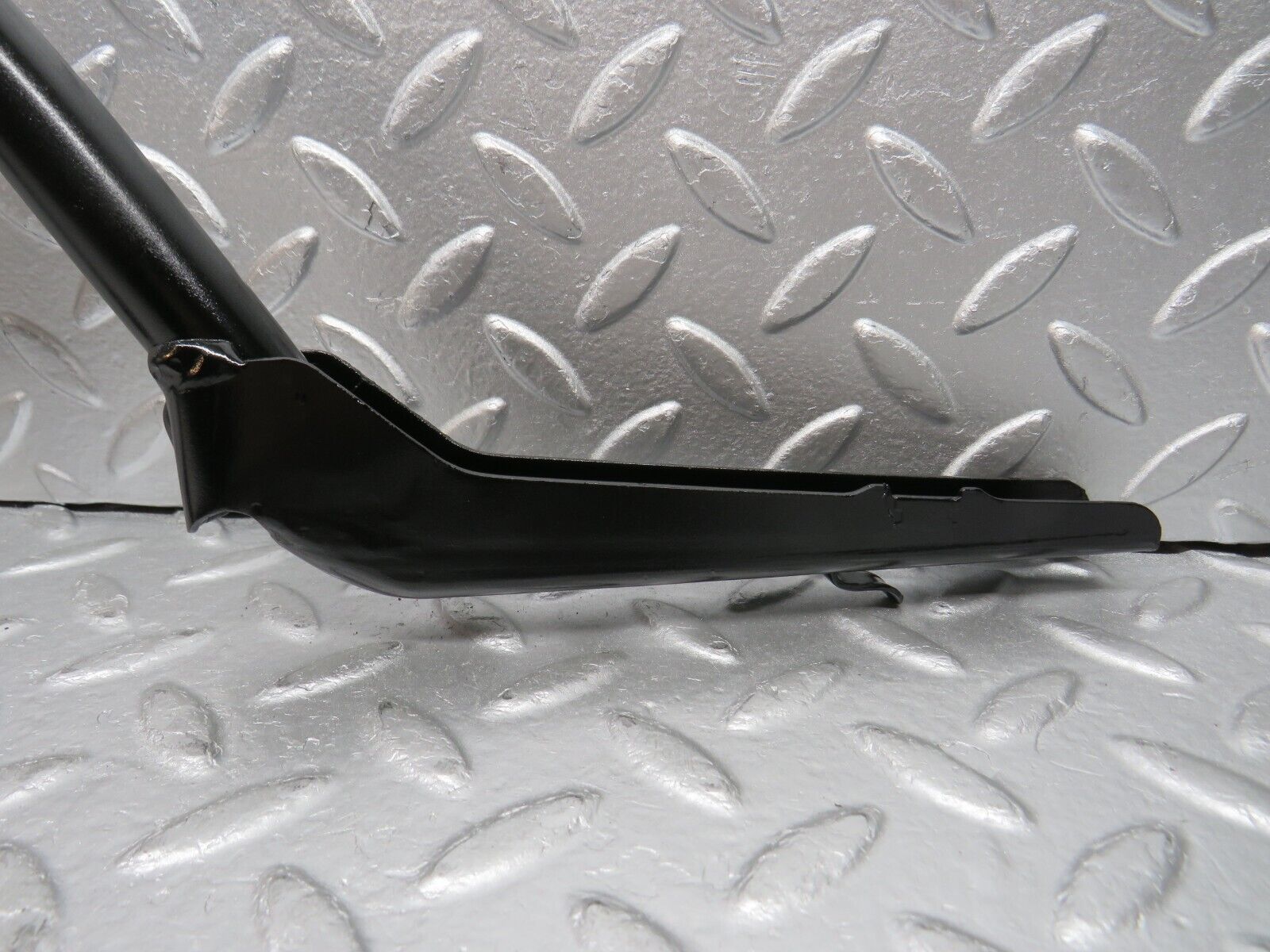 31662 Mercedes-Benz W201 190LE 1.8L Trunk Lid Hinge Left Side