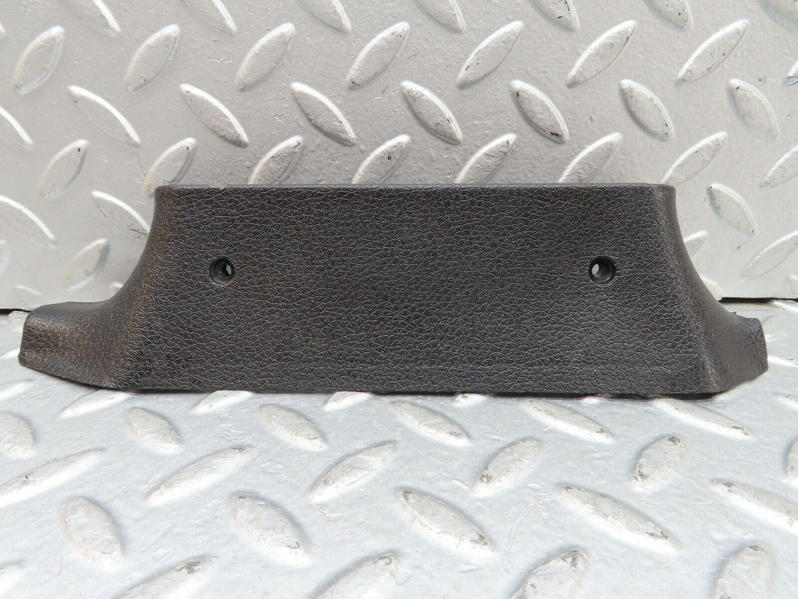 19145 Mercedes-Benz W123 300D B Pillar Bottom Cover Left Black 1236920122