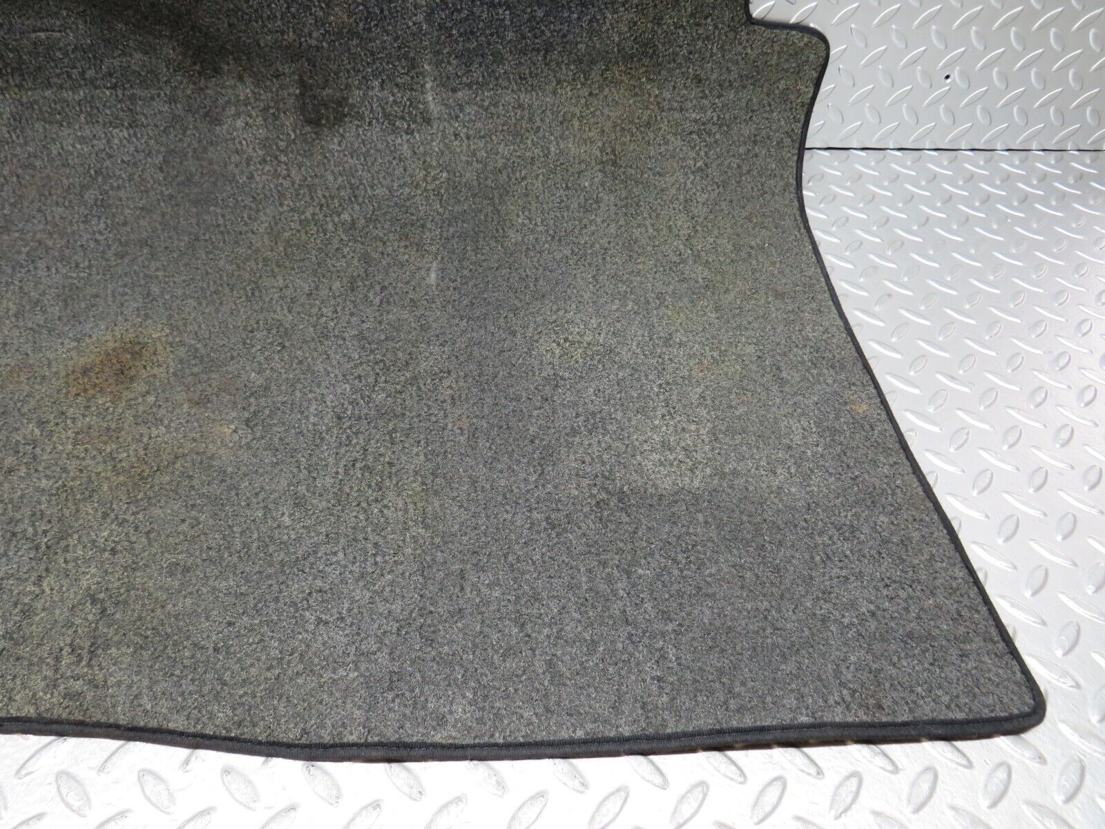 28994 Mercedes-Benz C124 320CE Coupe Trunk Boot Floor Carpet