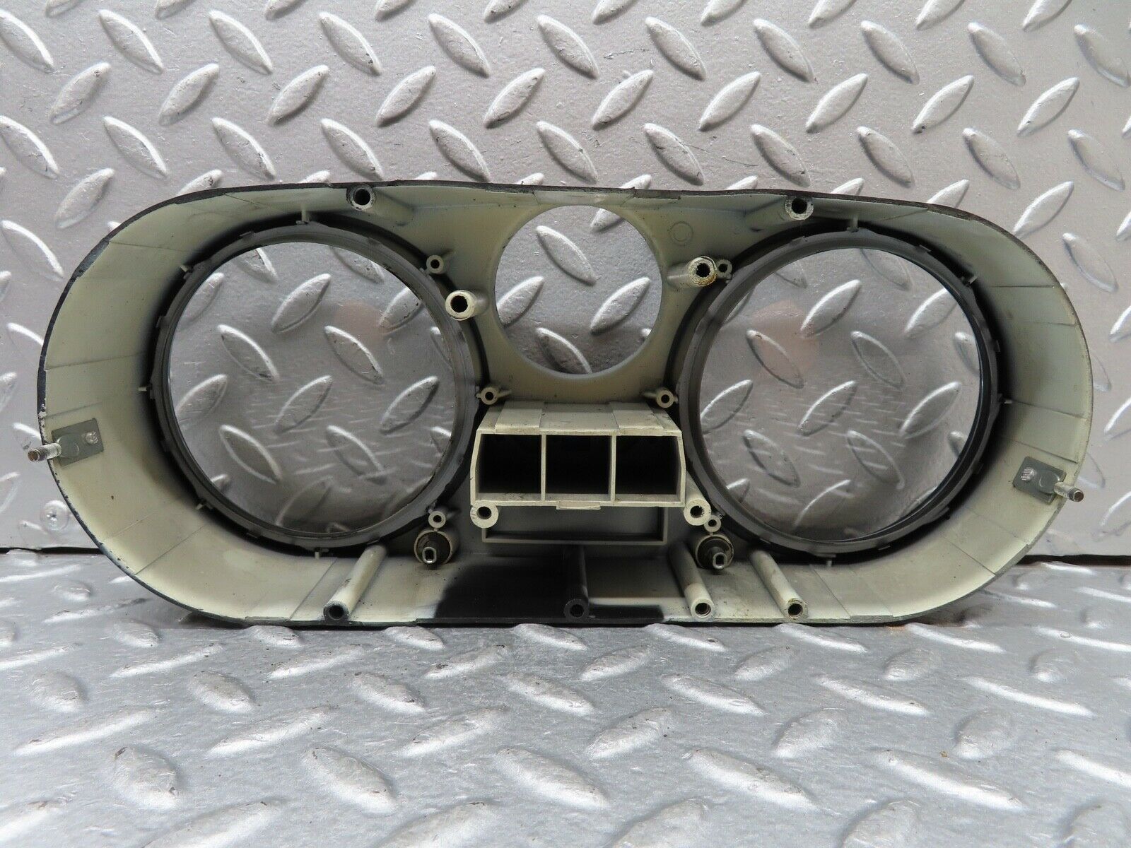 3101 Mercedes-Benz W115 220D Instrument Cluster Housing