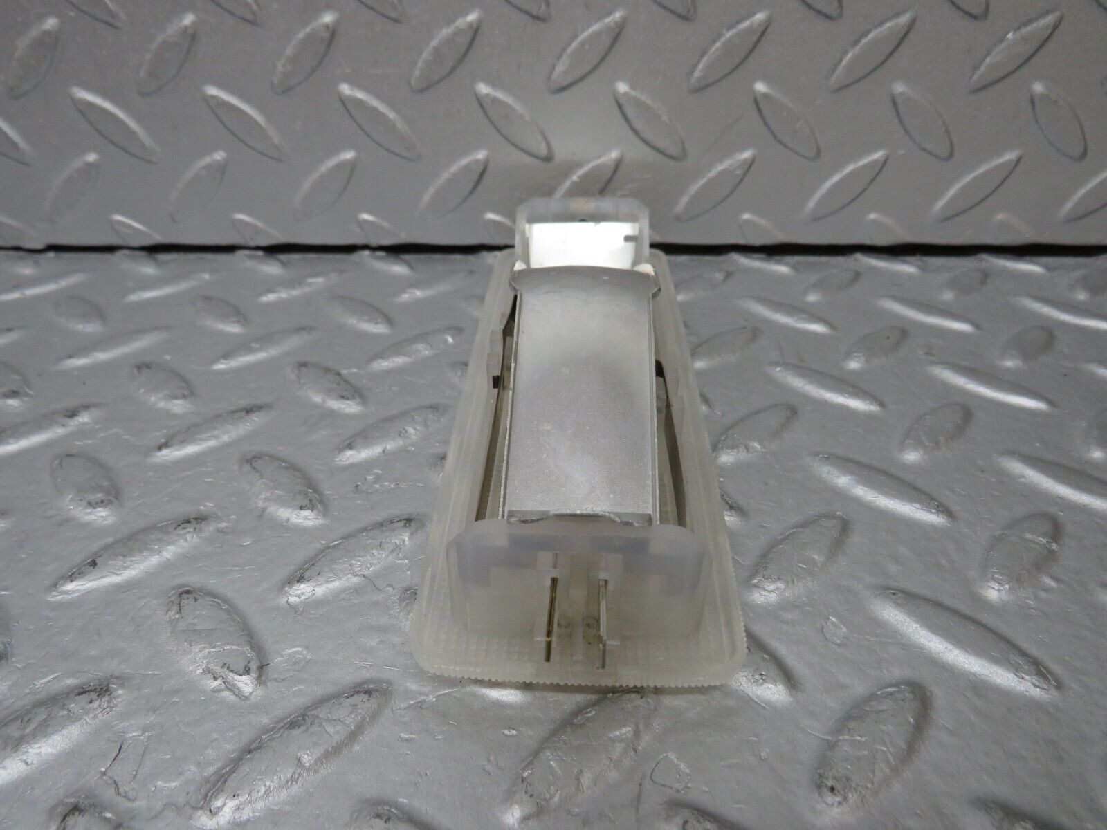 36947 Mercedes-Benz C126 420SEC Coupe Rear Dome Light 1268200101