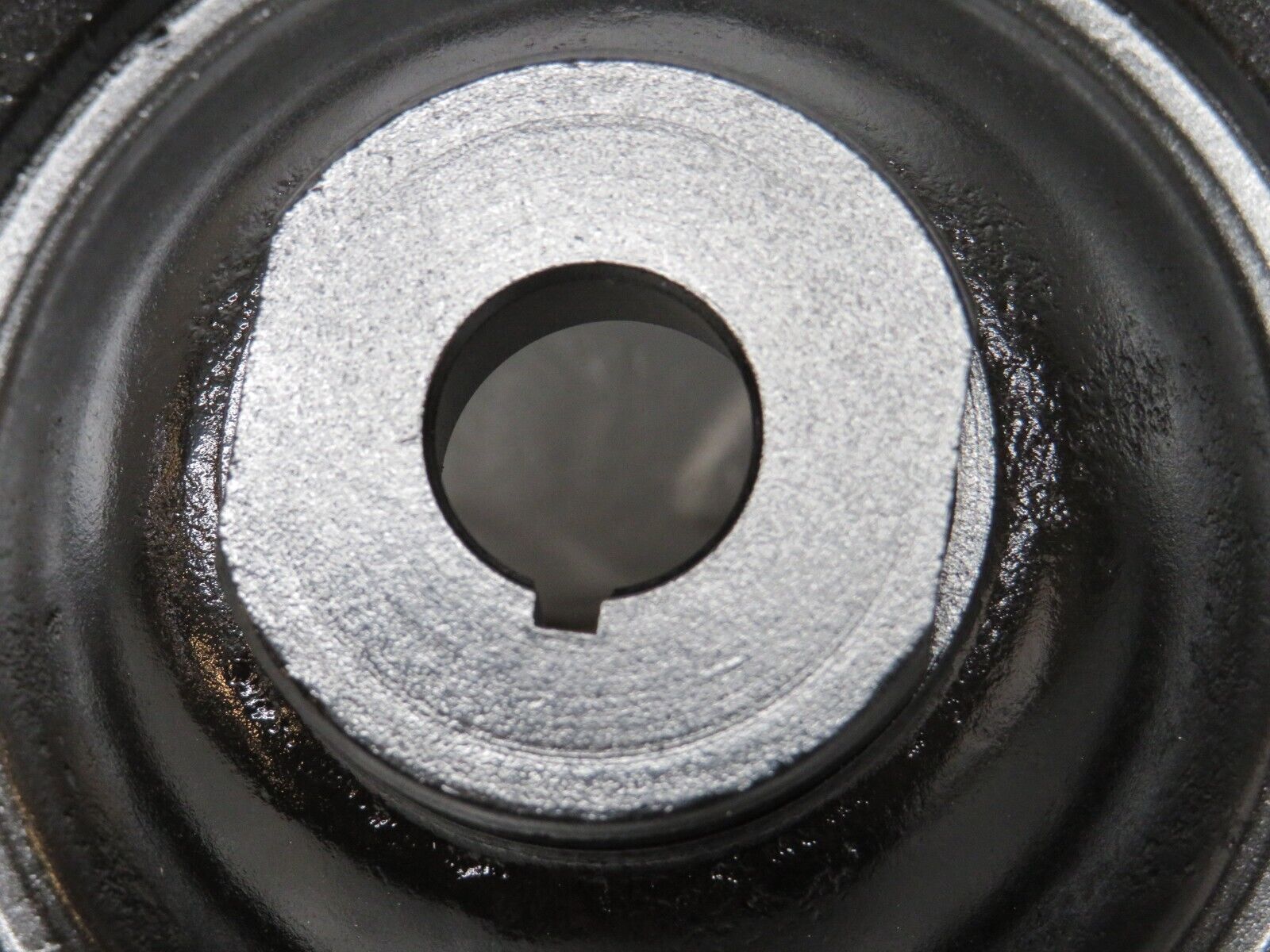 32149 Mercedes-Benz W123 230E Power Steering Pump Pulley 1022300015