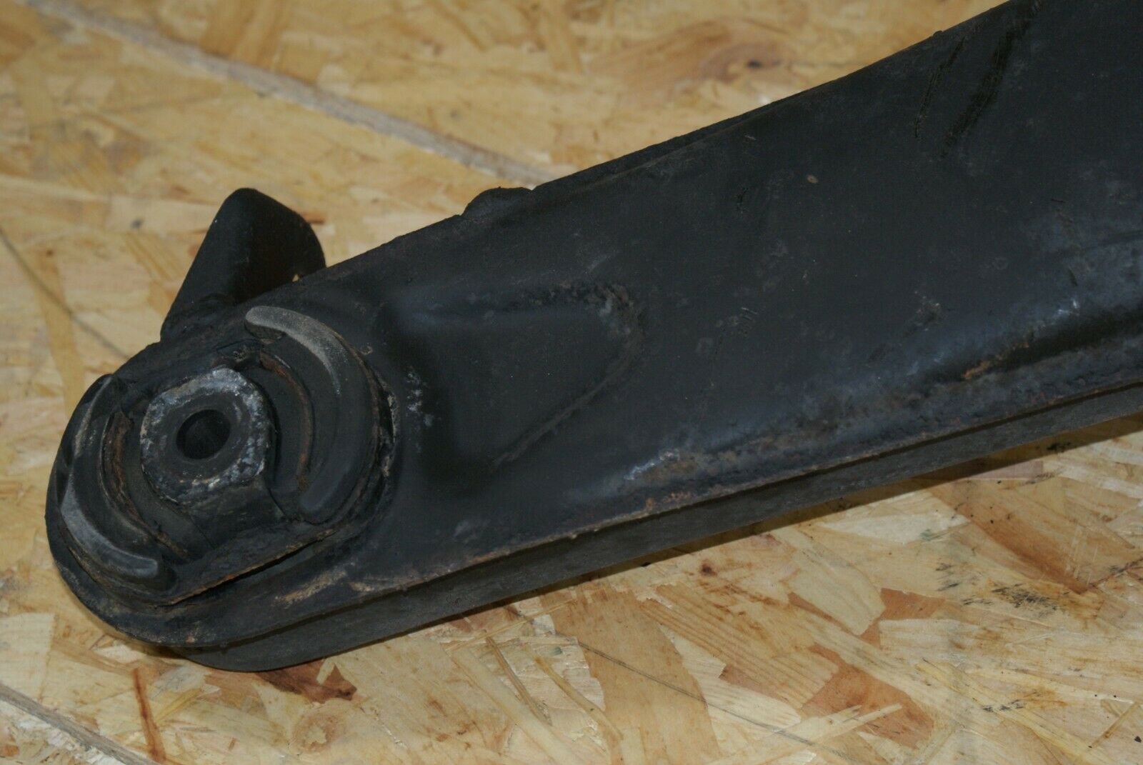 2195 Mercedes-Benz C107 350SLC Coupe Coupe Rear Subframe Axle Carrier Suspension