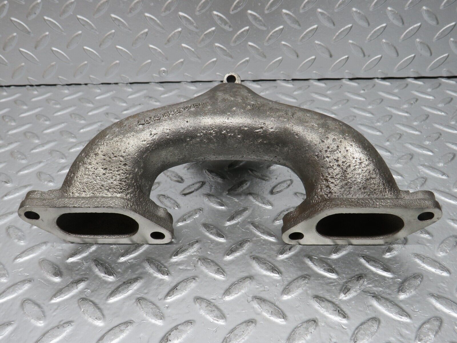 0271 Mercedes-Benz W120 Ponton Exhaust Manifold 6361420801