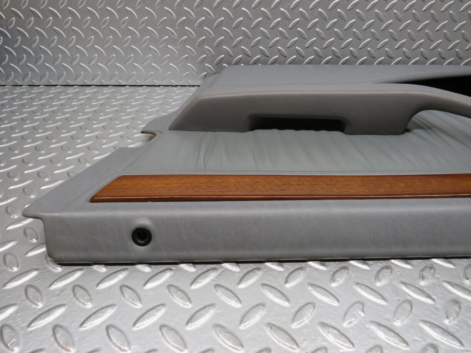 31178 Mercedes-Benz S124 220TE Wagon Front Right Door Card Grey