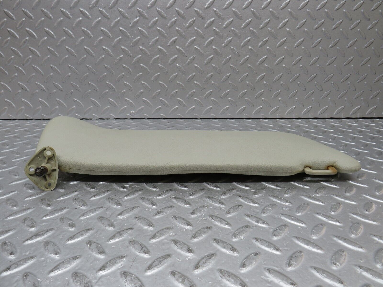 37387 Mercedes-Benz W109 300SEL Sun Visor Left Side