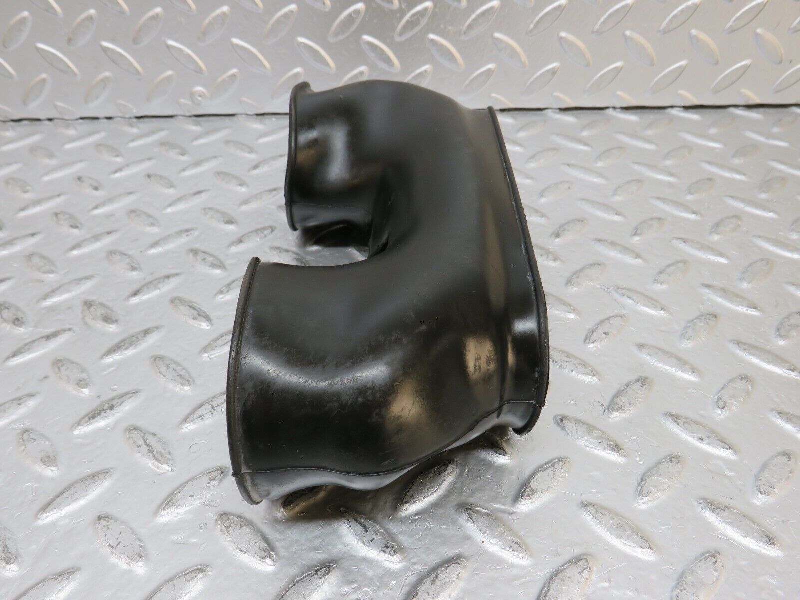 29743 Mercedes-Benz W123 230E Air Duct Rubber Hose 1238320988