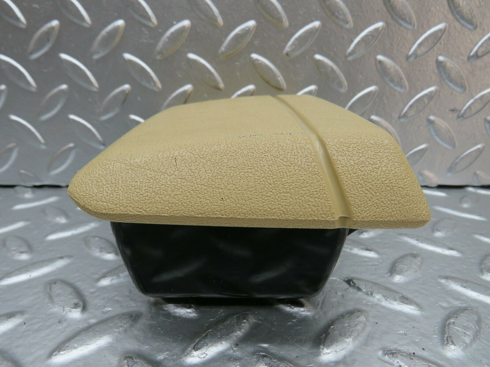 24004 Mercedes-Benz W123 280E Rear Door Ashtray Beige