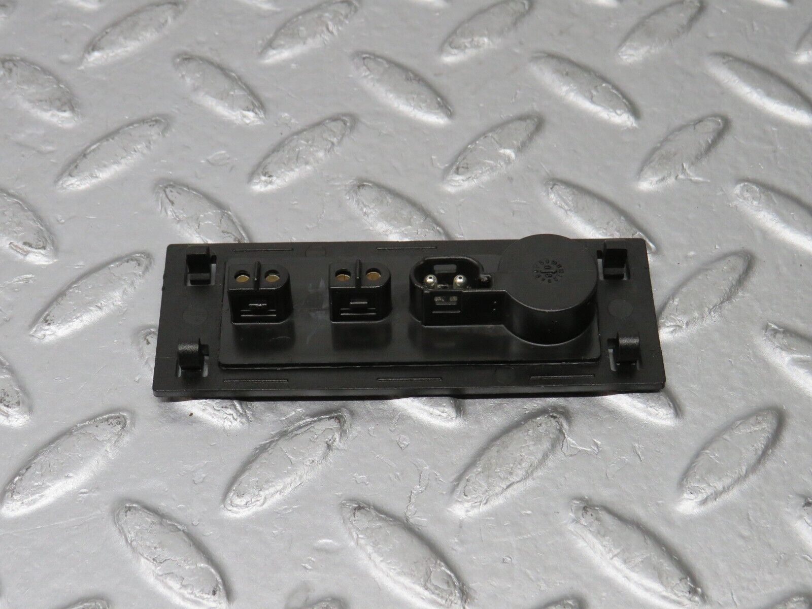 38394 Mercedes-Benz R129 280SL Coupe Windscreen Washer Nozzle Connector 1268201111