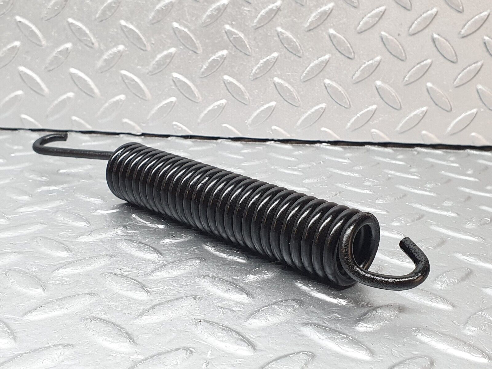 40838 Mercedes-Benz W123 300D Bonnet Hinge Spring