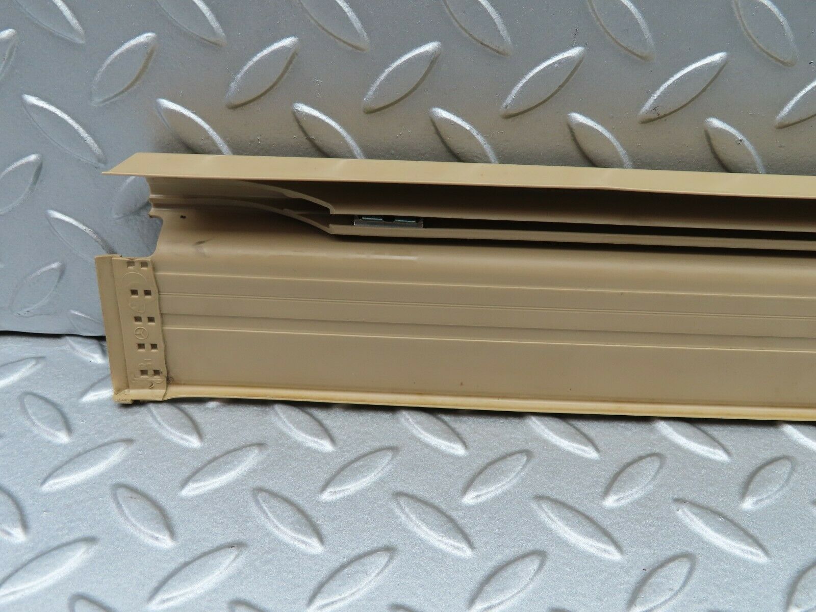 5239 Mercedes-Benz W124 230E Rear Door Sill Left