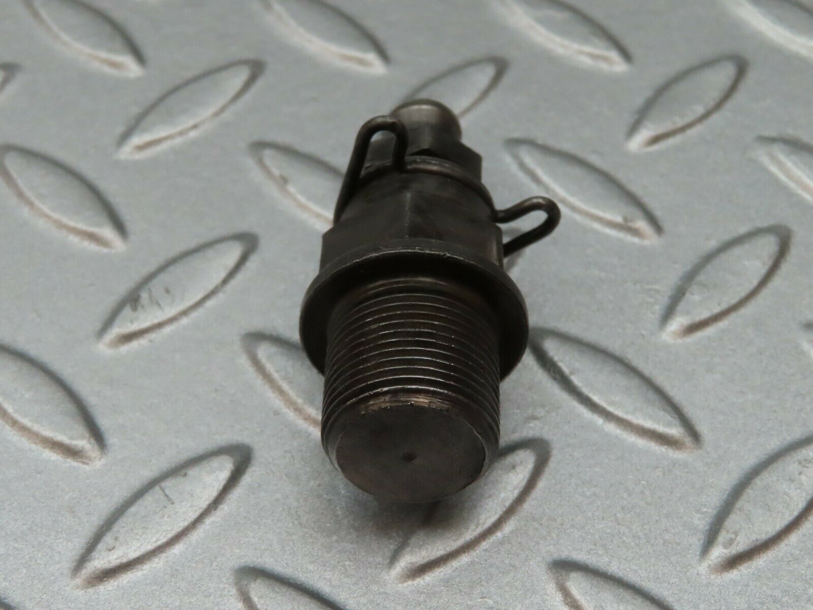 3544 Mercedes-Benz W108 280SE Ball Studs For Rocker Arm Mounting (Timing)