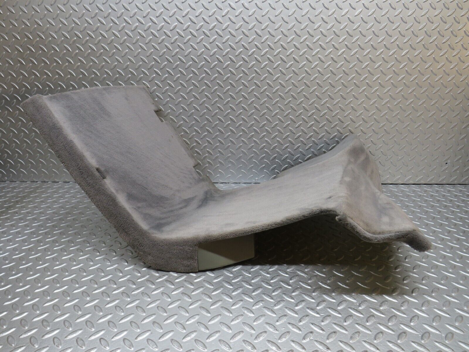 39524 Mercedes-Benz R129 320SL Coupe Rear Right Carpet Wall Grey 1296920200