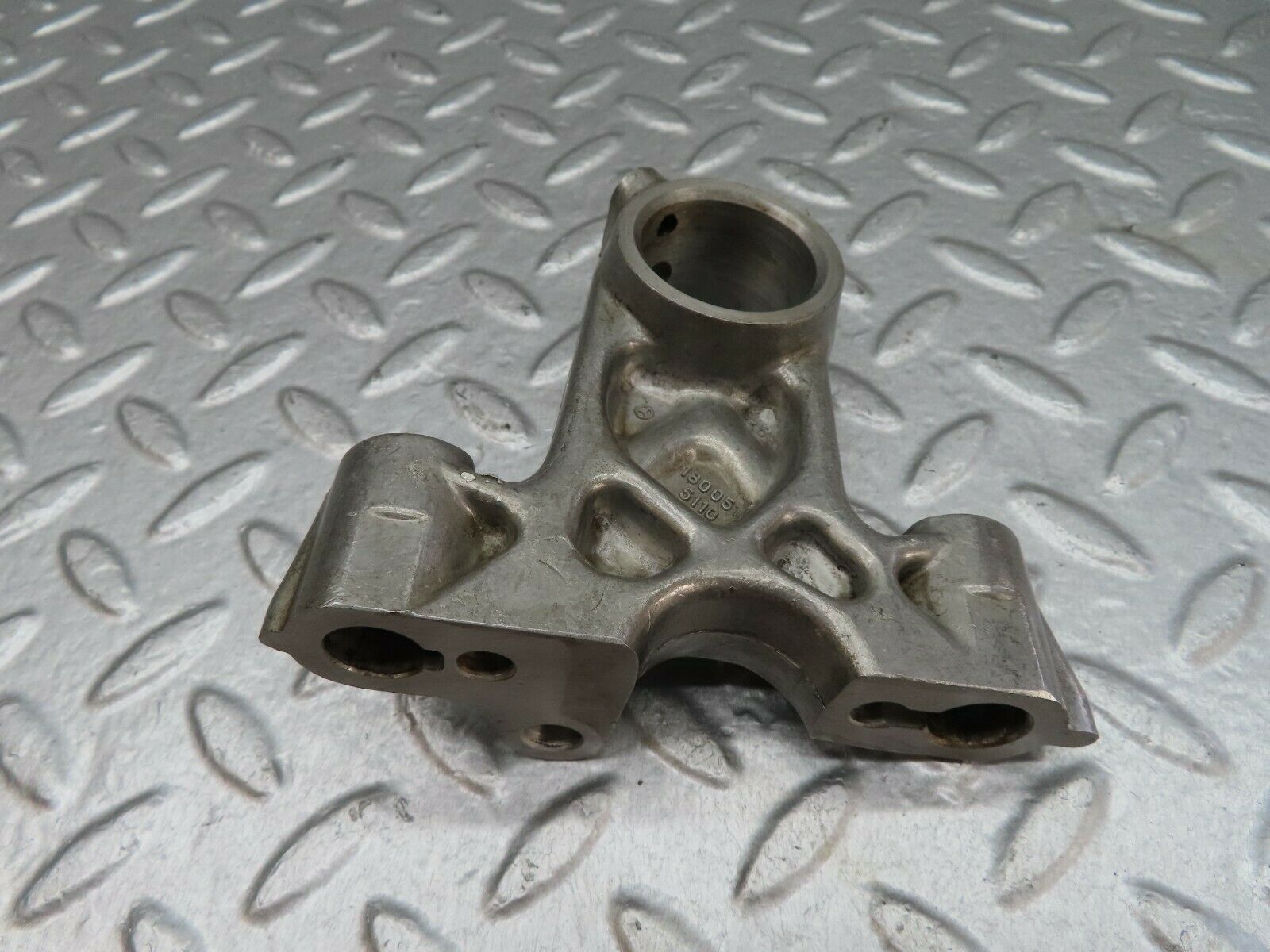 18036 Mercedes-Benz W123 200 Camshaft Tower Bearing 1150510812