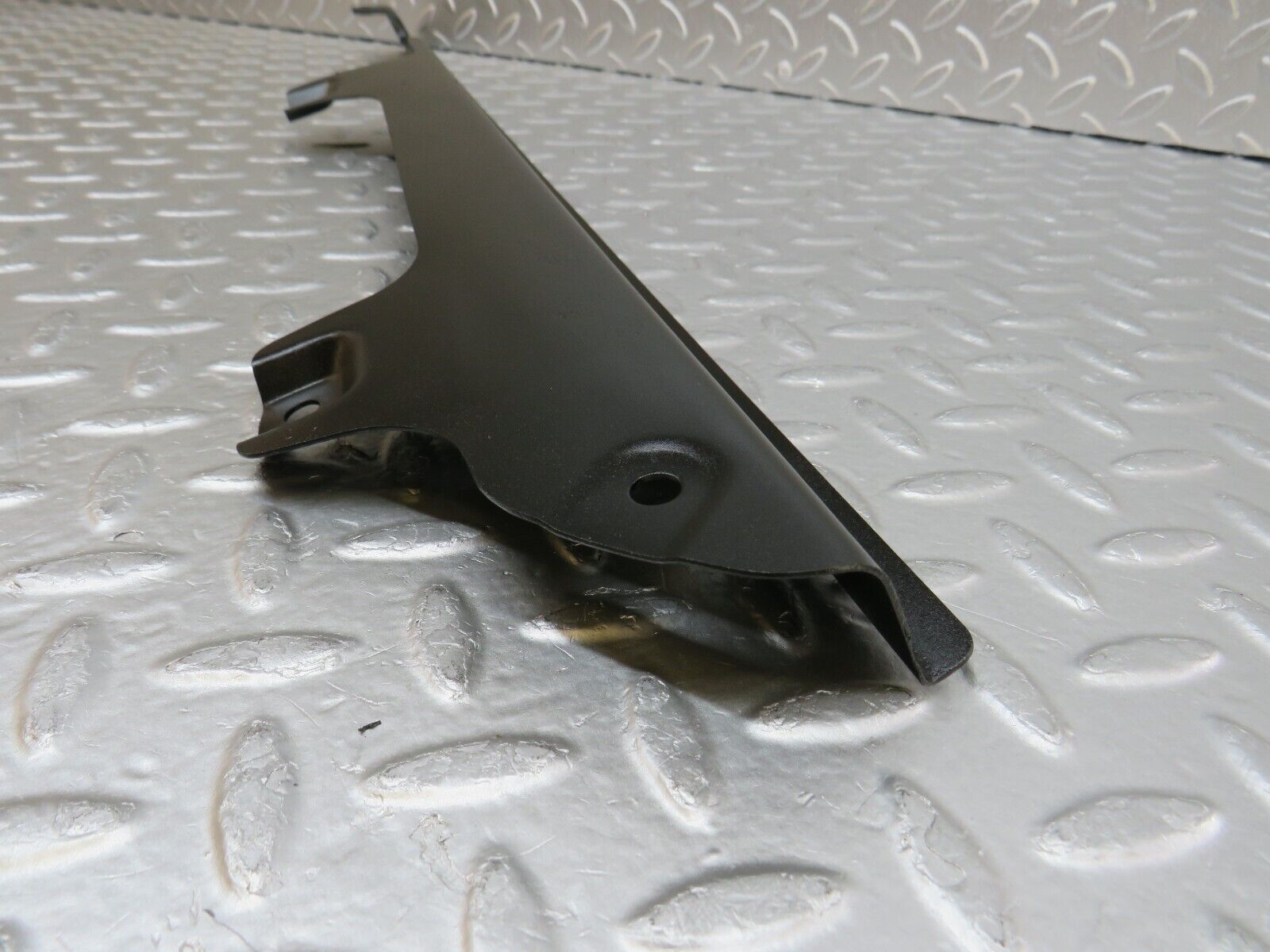 34609 Mercedes-Benz C126 380SEC Coupe Rear Window Channel Support Right Side