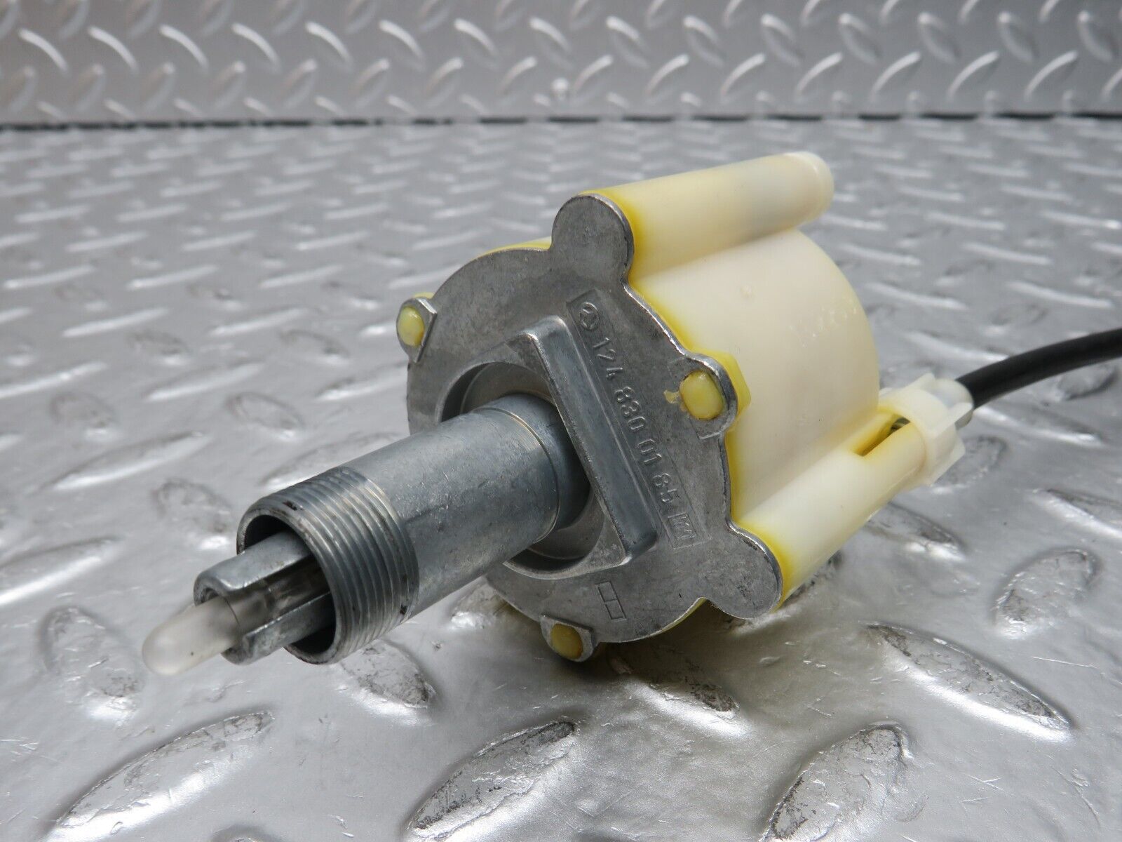 31457 Mercedes-Benz S124 220TE Wagon Heater Control Unit Switch 1248300185