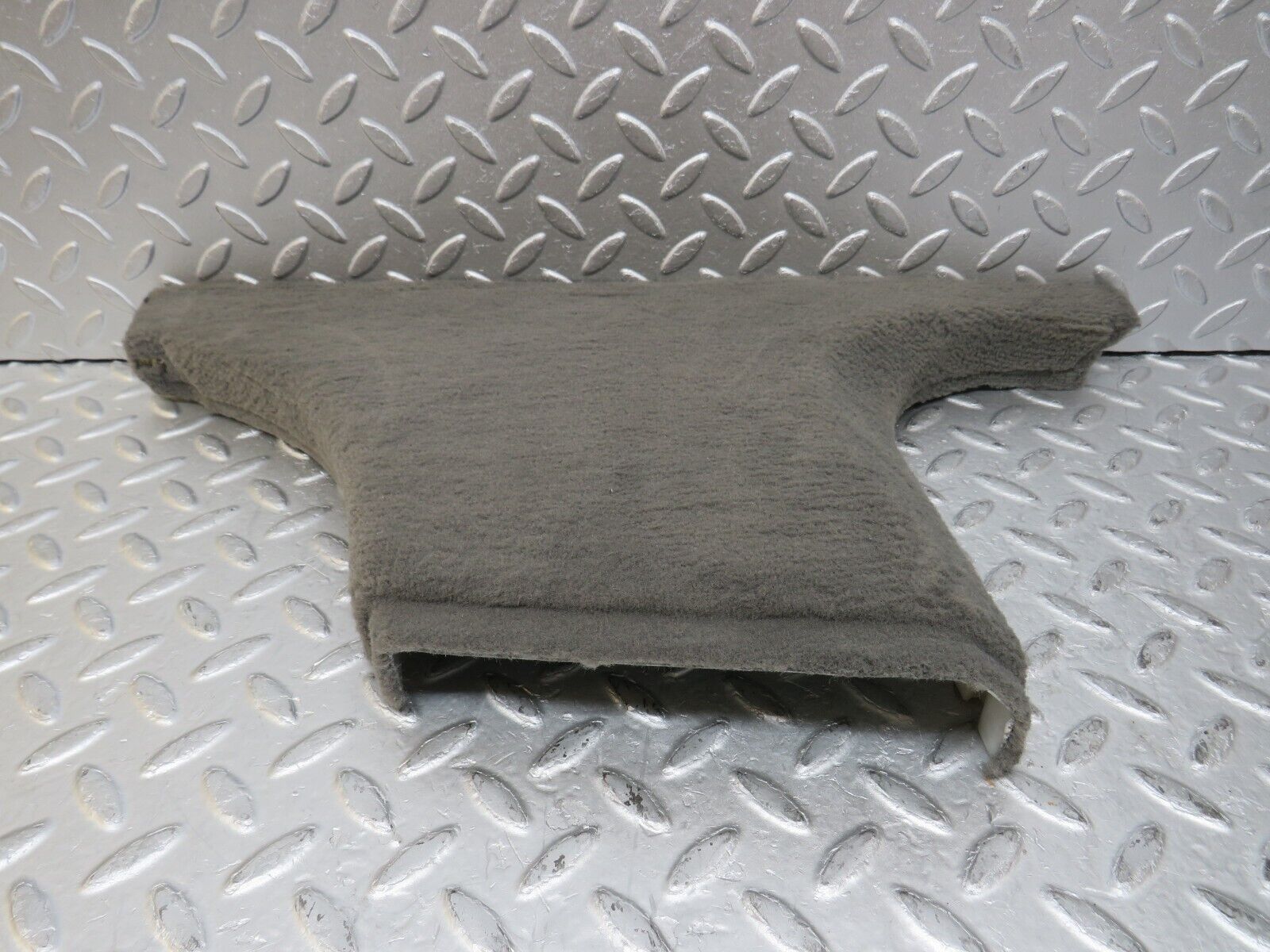 35202 Mercedes-Benz W221 B Pillar Lower Cover Left Side Grey 2216901125