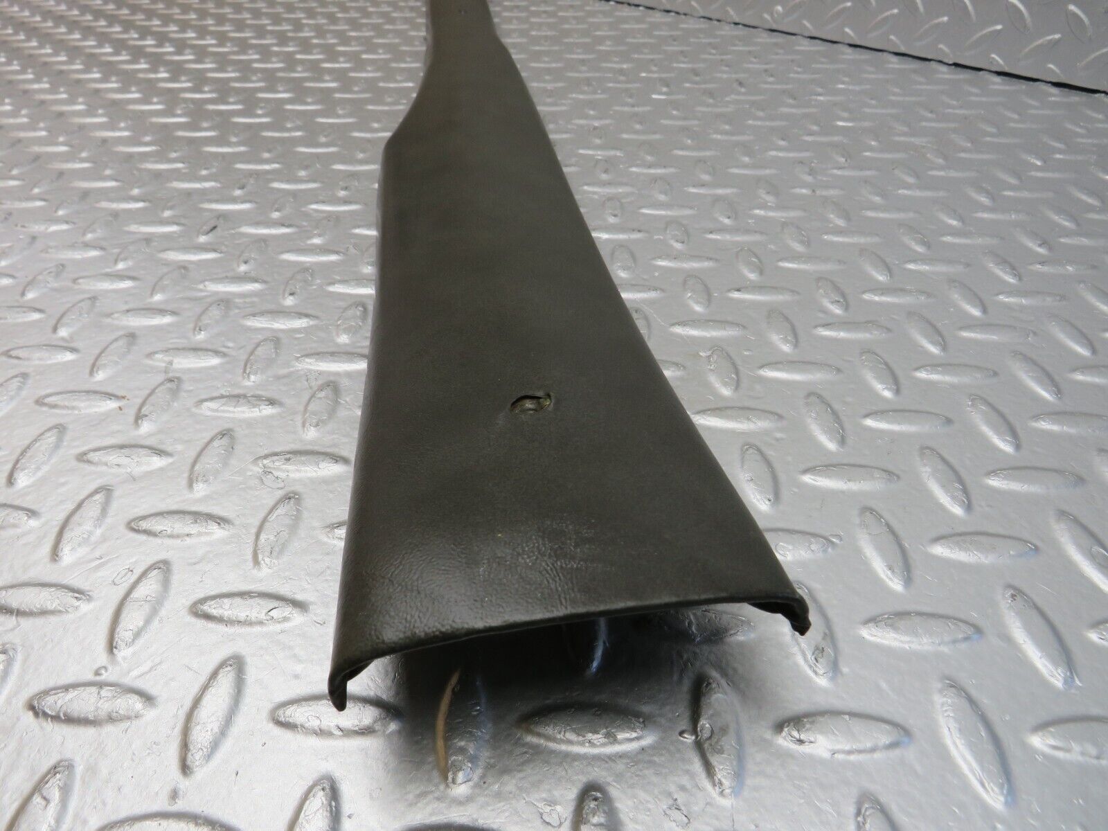 40240 Mercedes-Benz W110 230 B Pillar Cover Right Side