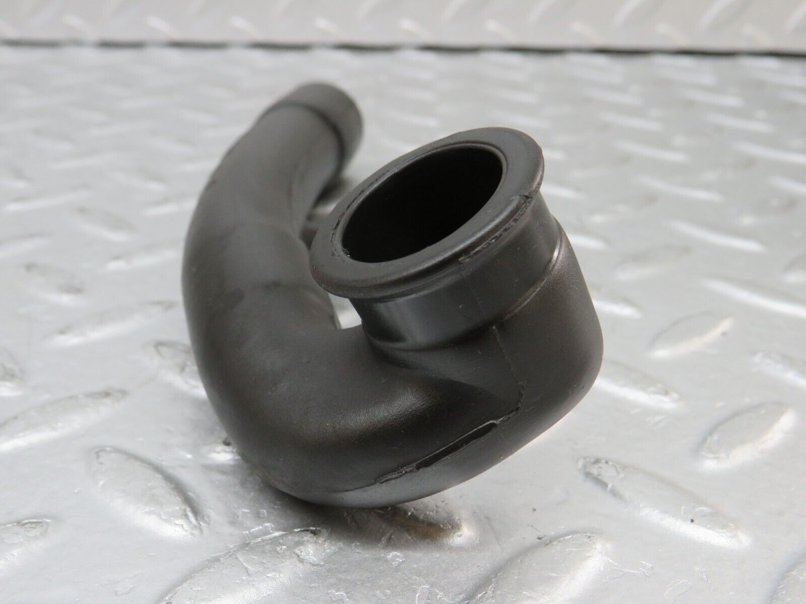 36281 Mercedes-Benz W126 420SE Crankcase Breather Hose Pipe 2x 1160940791 1170940882