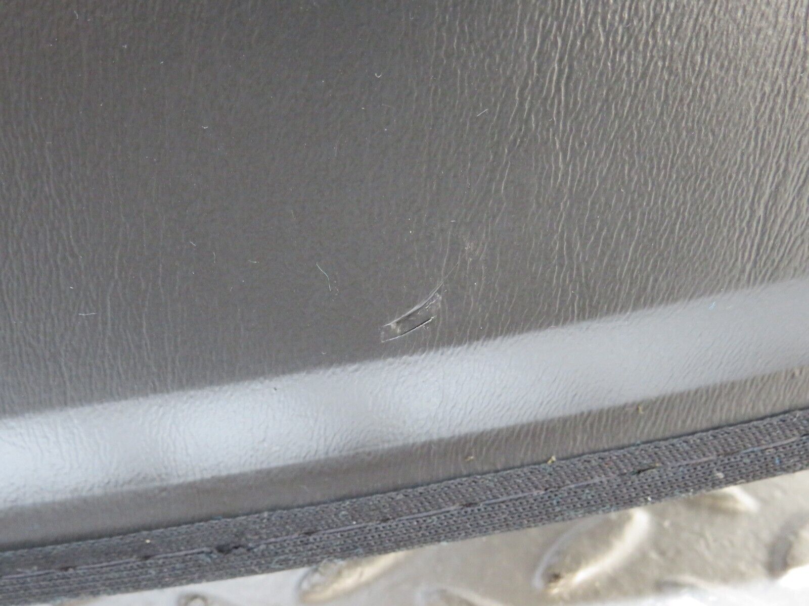 25962 Mercedes-Benz W124 280E Dashboard Black