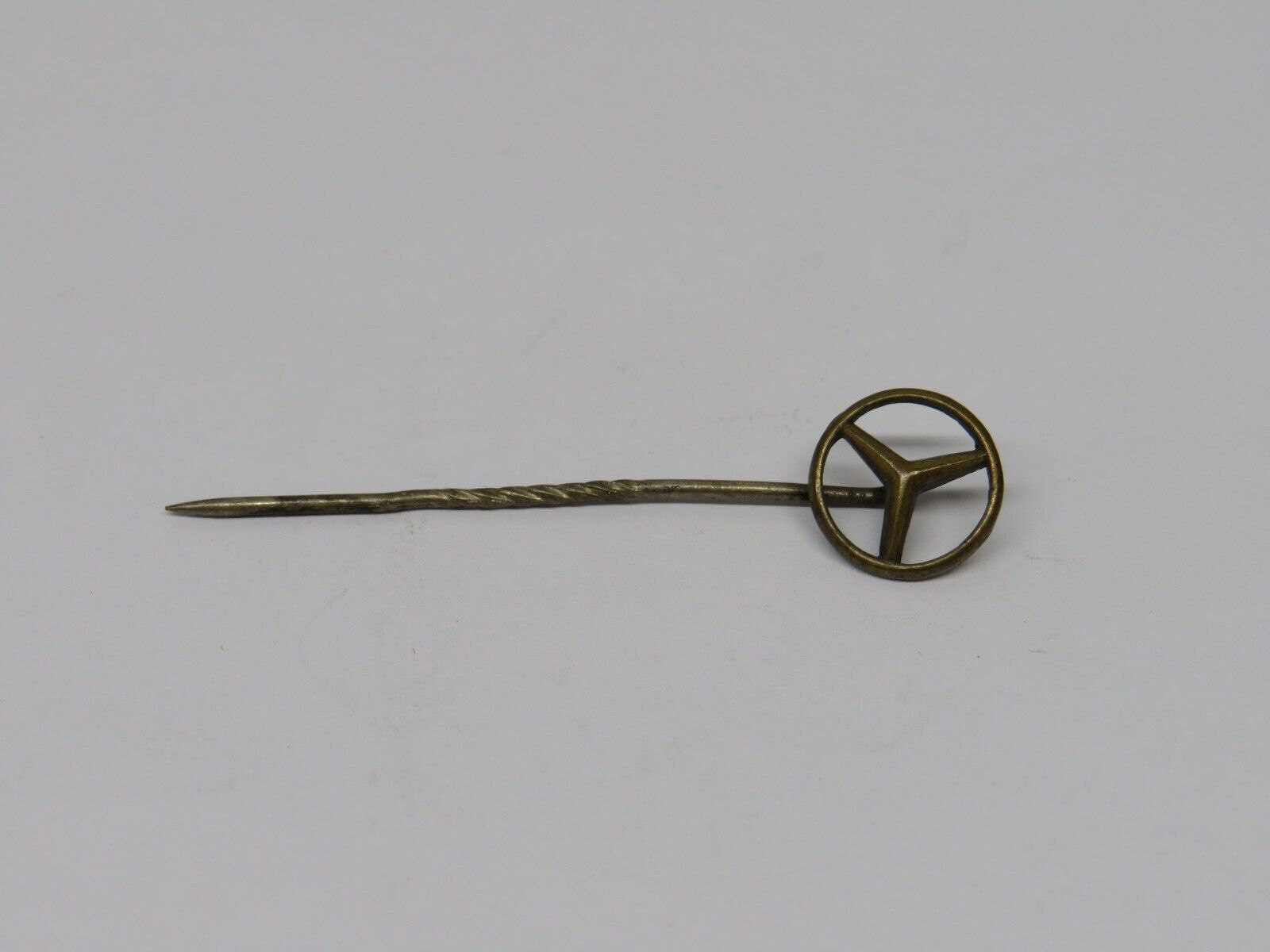 37502 Mercedes-Benz Vintage Lapel Pin Badge