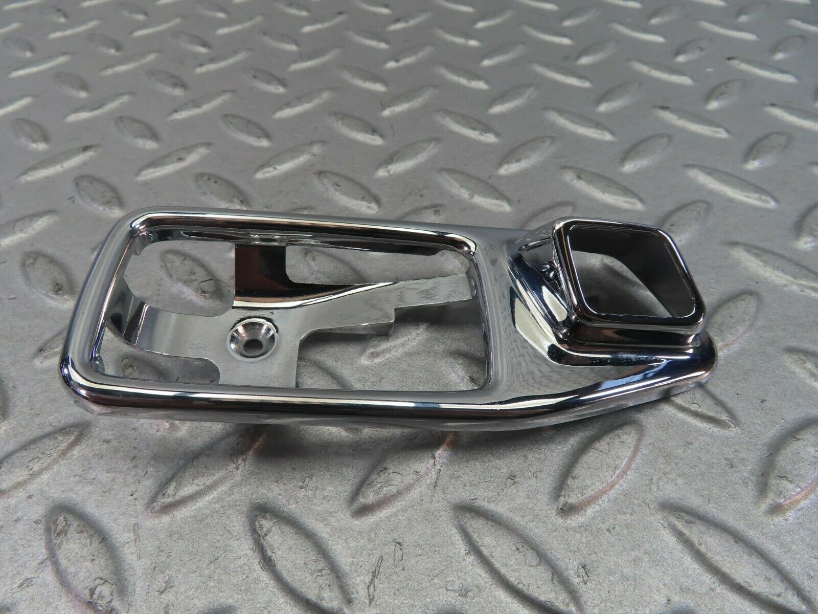 8719 Mercedes-Benz W116 Chrome Door Handle Surround Right 1167660211