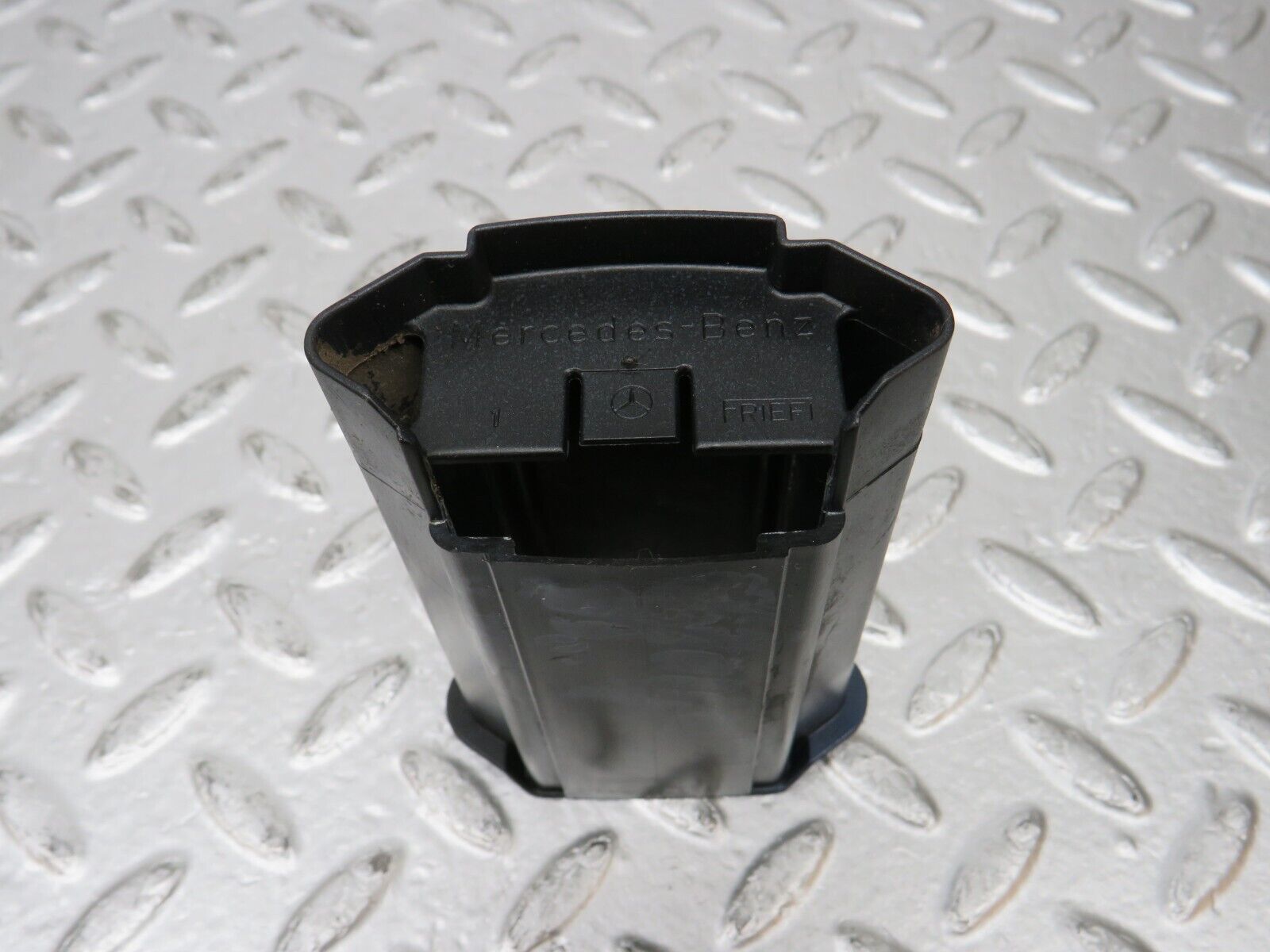 31531 Mercedes-Benz S124 220TE Wagon Door Safety Check Strap