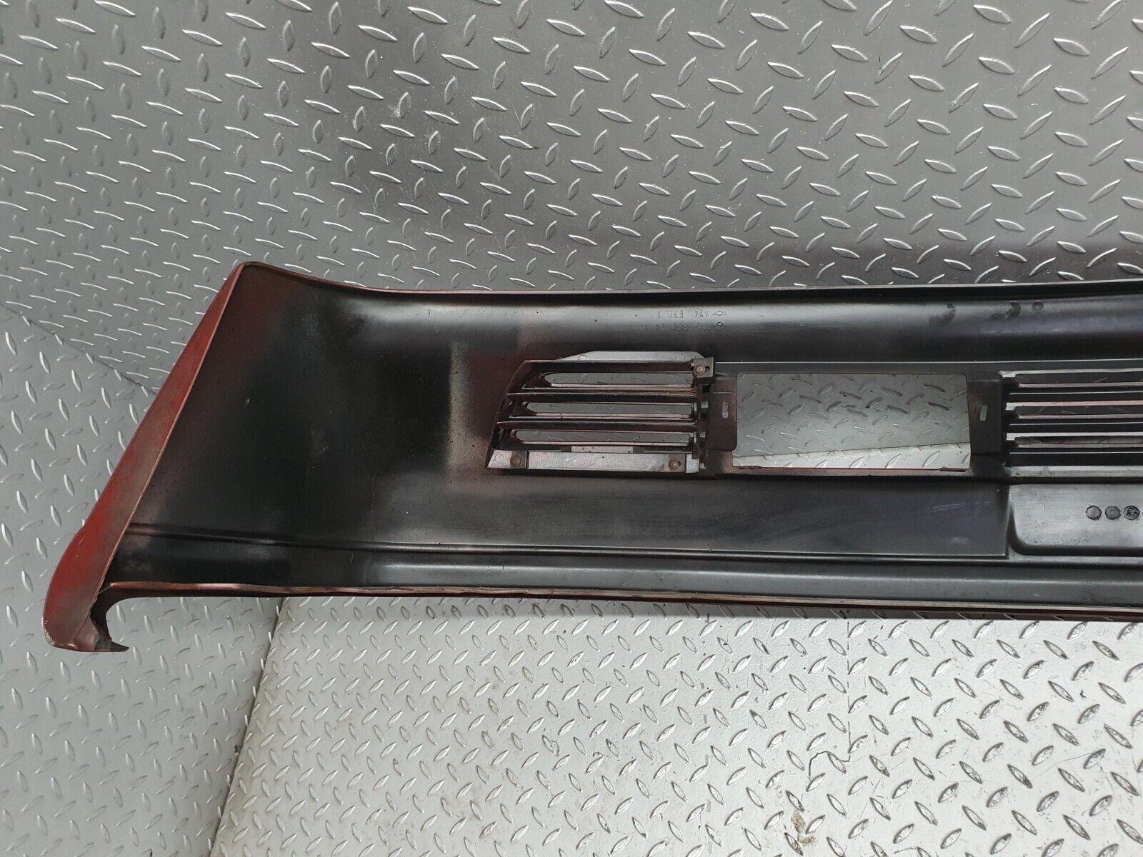 41276 Mercedes-Benz W126 300SE Front Bumper 1268802440 1268800205