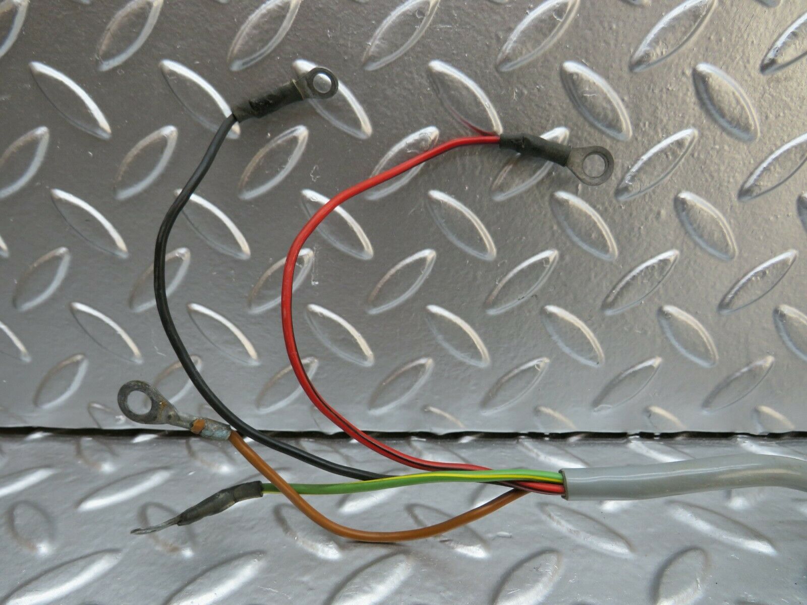 24005 Mercedes-Benz W123 280E Ignition Control Unit Cable 09961811