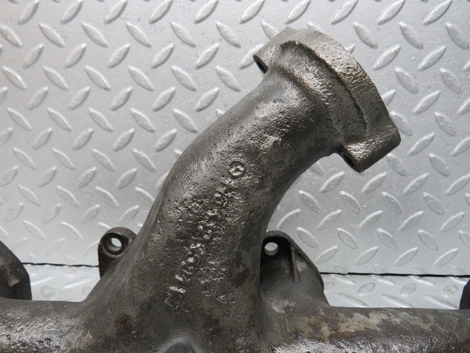 37648 Mercedes-Benz W109 300SEL Exhaust Manifold Right Side 1161421501