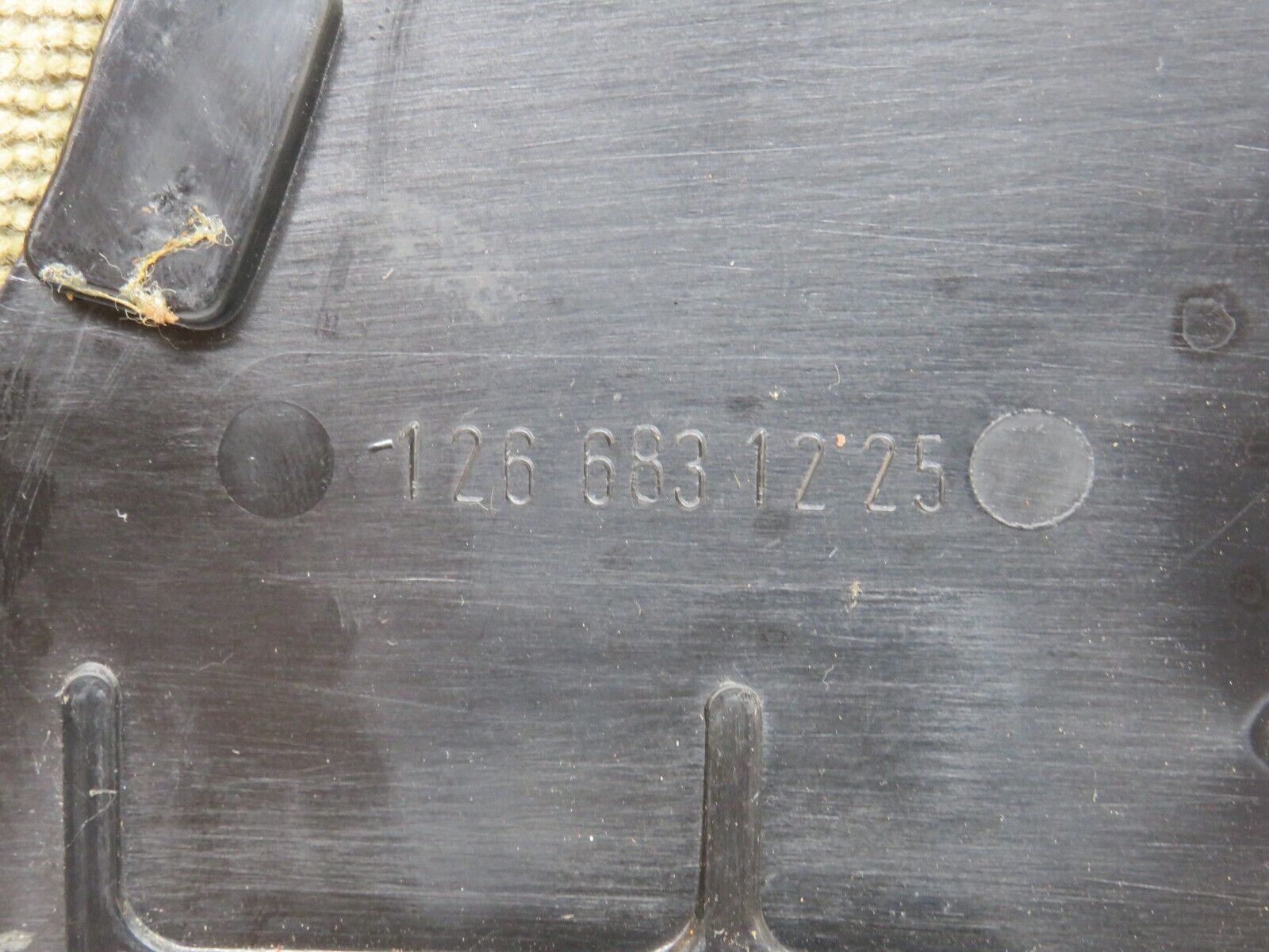 37074 Mercedes-Benz C126 420SEC Coupe Centre Console Carpet Right 1266831225