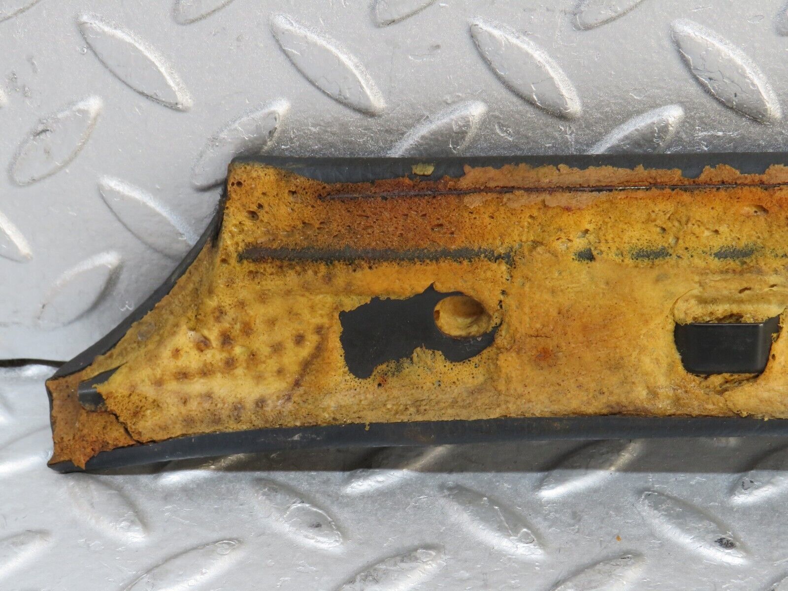 37392 Mercedes-Benz W109 300SEL A Pillar Cover Panel Right Side Blue