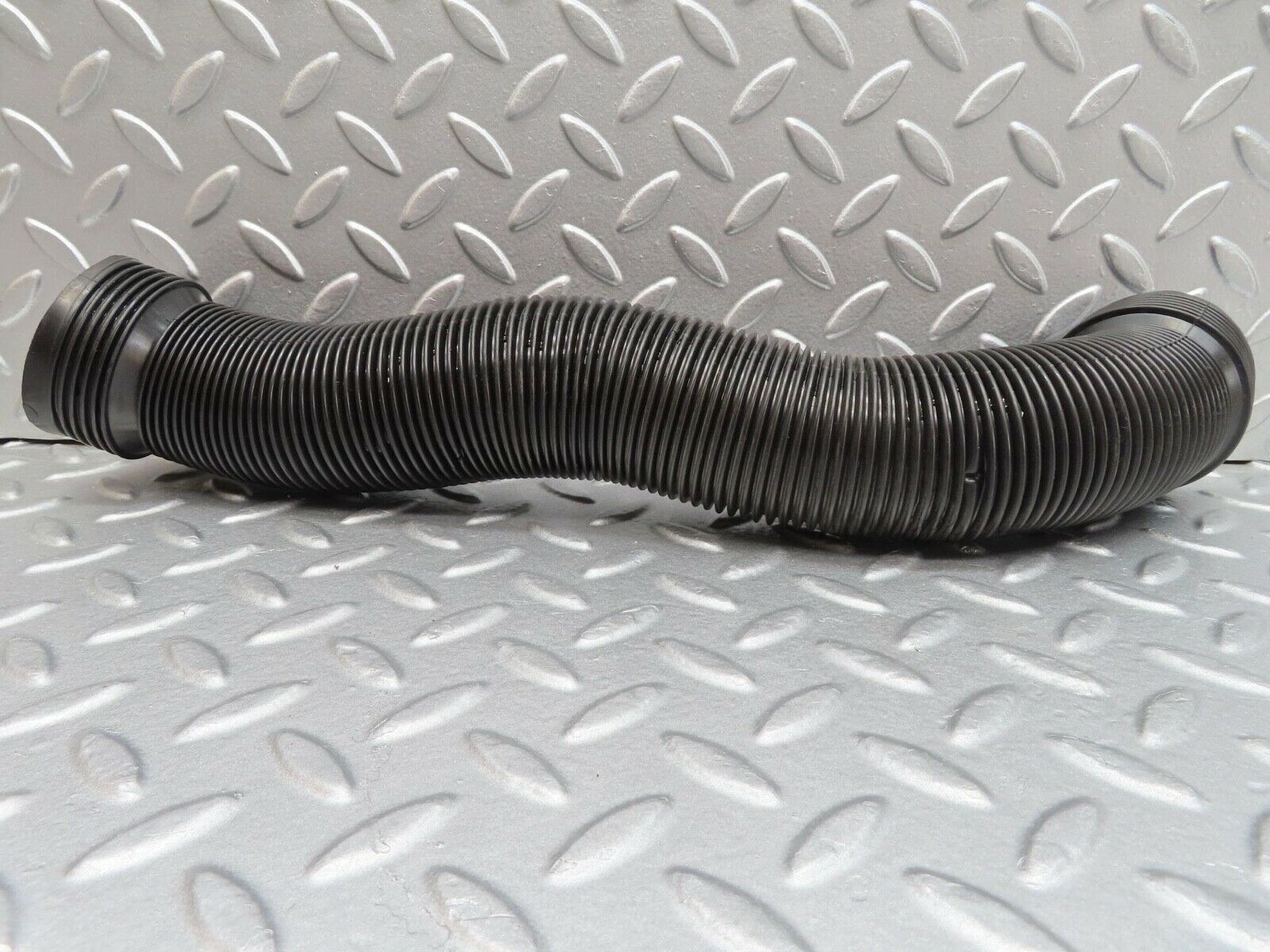 13942 Mercedes-Benz C107 280SLC Dash Air Vent Pipe Left Side