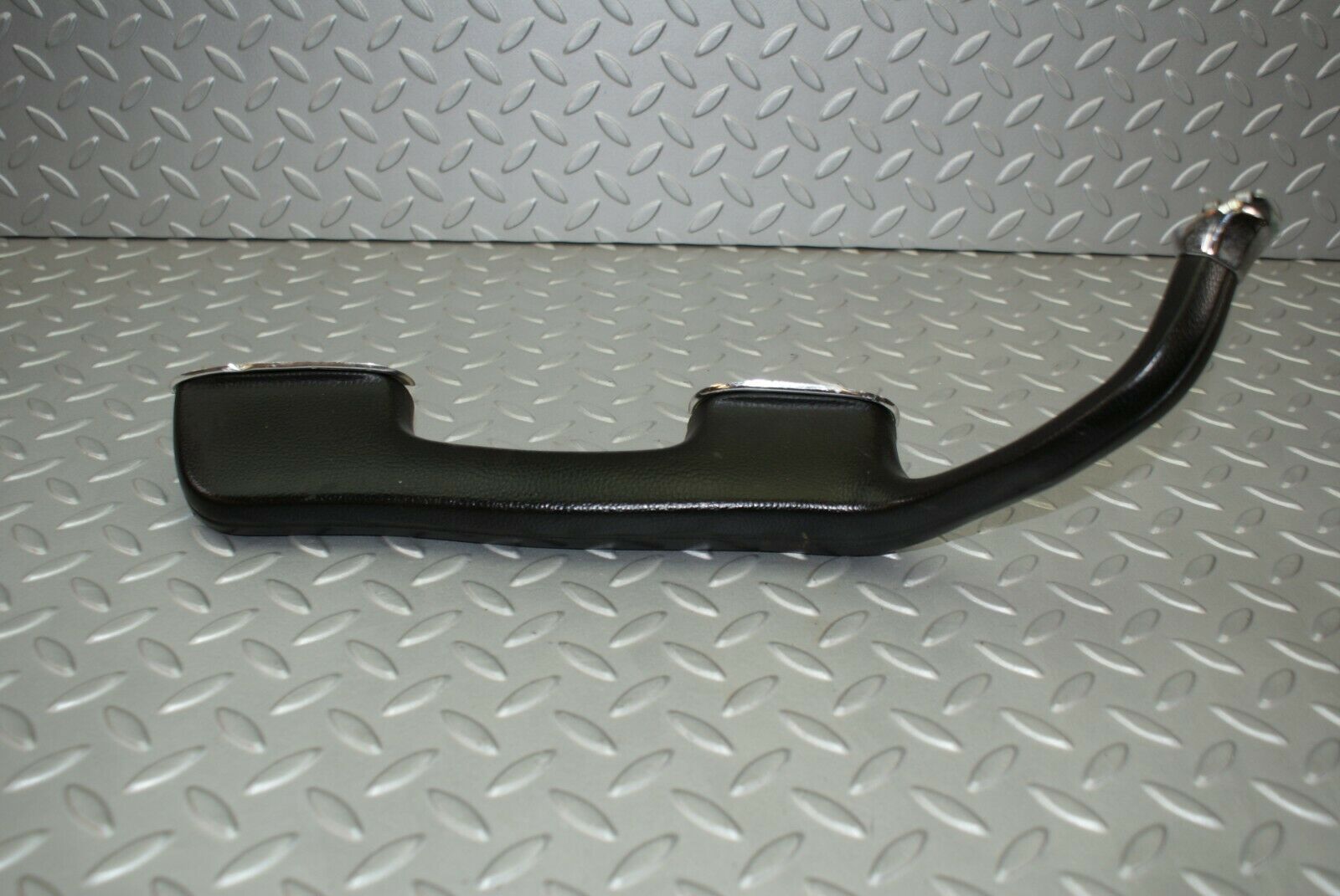 3107 Mercedes-Benz W115 220D Interior Door Handle Rear Left Black