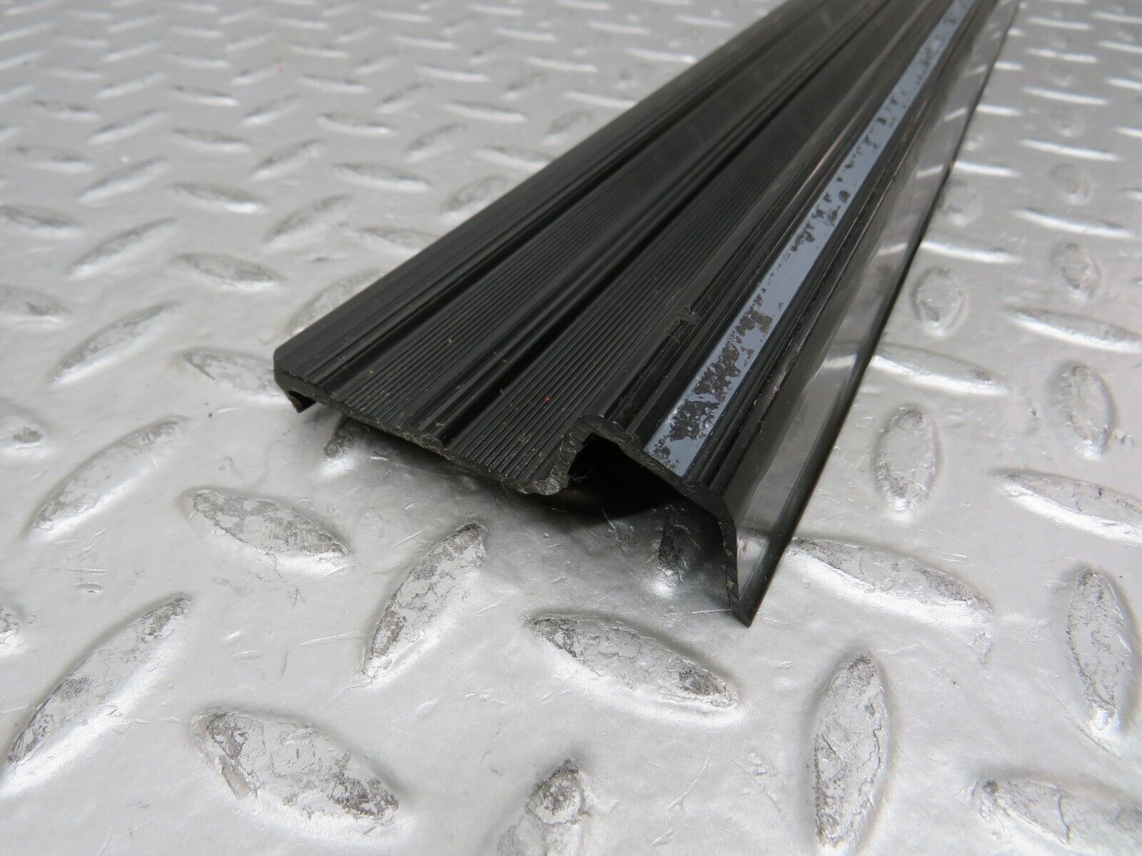 27957 Mercedes-Benz W123 280E Rear Right Door Sill Trim