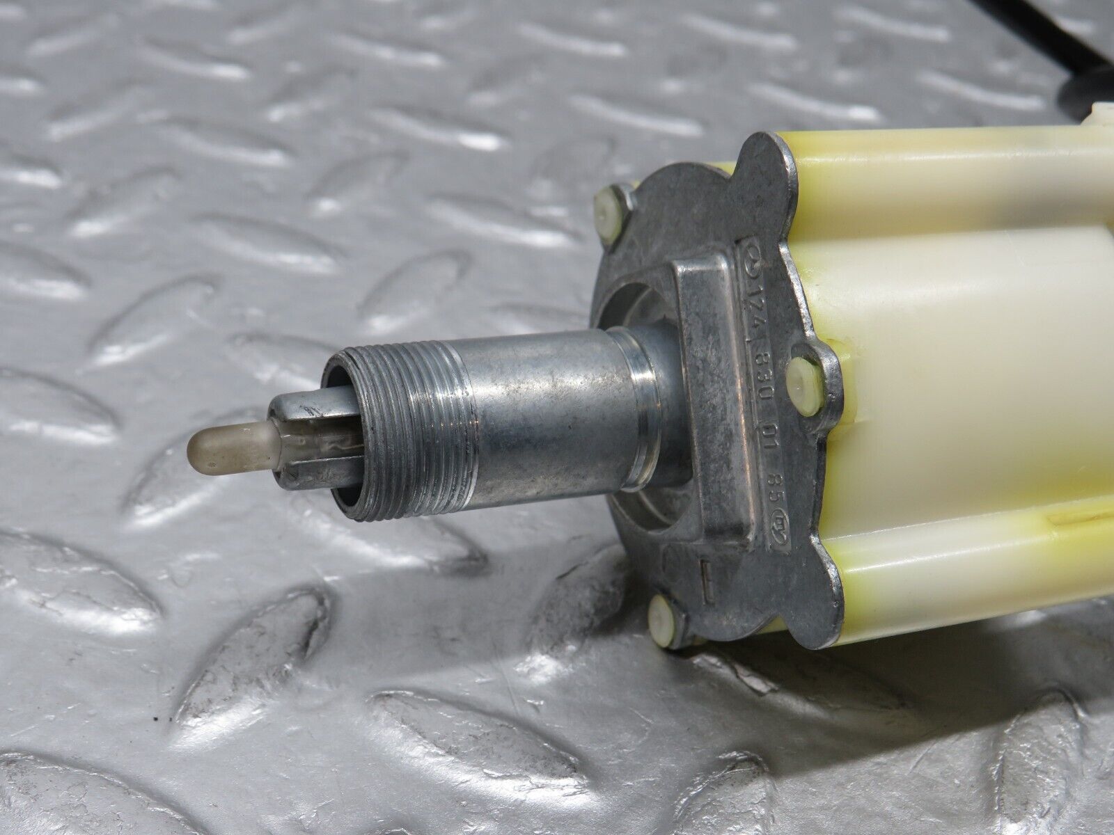 38034 Mercedes-Benz A124 320E Cabriolet Heater Control Unit Switch 1248300185