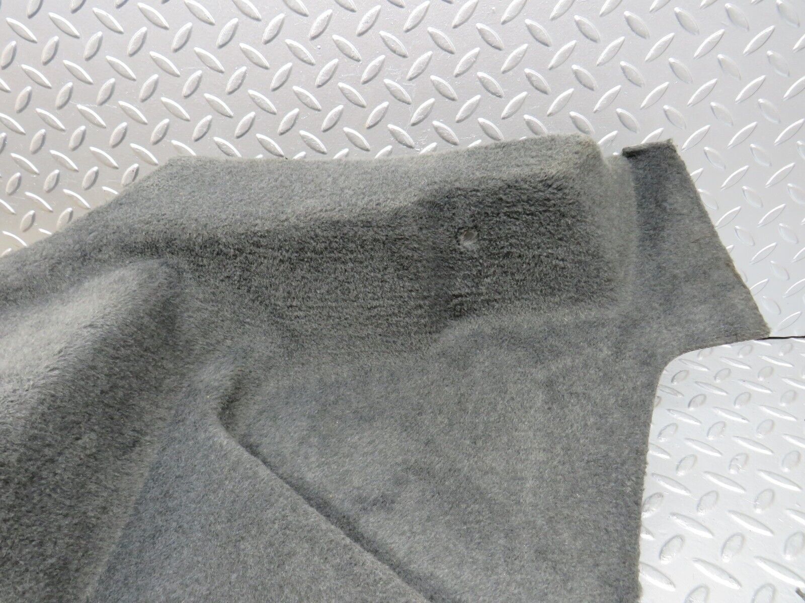 28921 Mercedes-Benz C124 320CE Coupe Trunk Boot Cover Panel Right Side