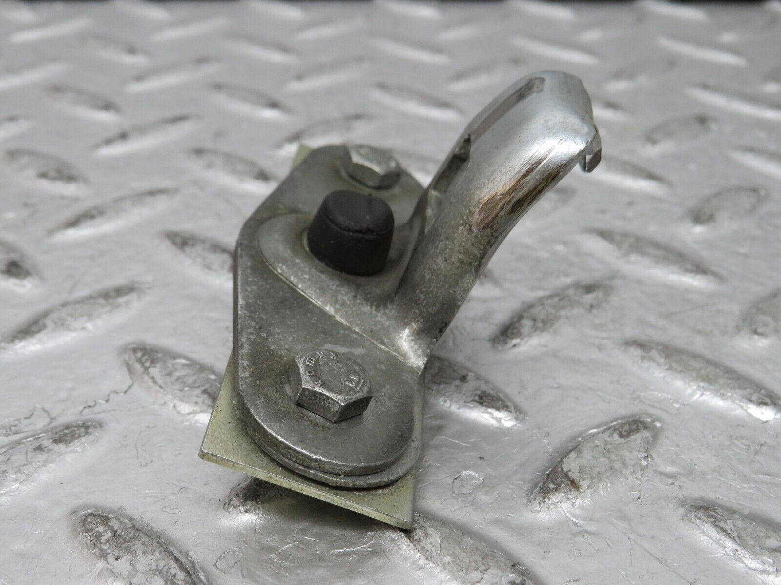 27254 Mercedes-Benz W123 280E Boot Trunk Latch Lock