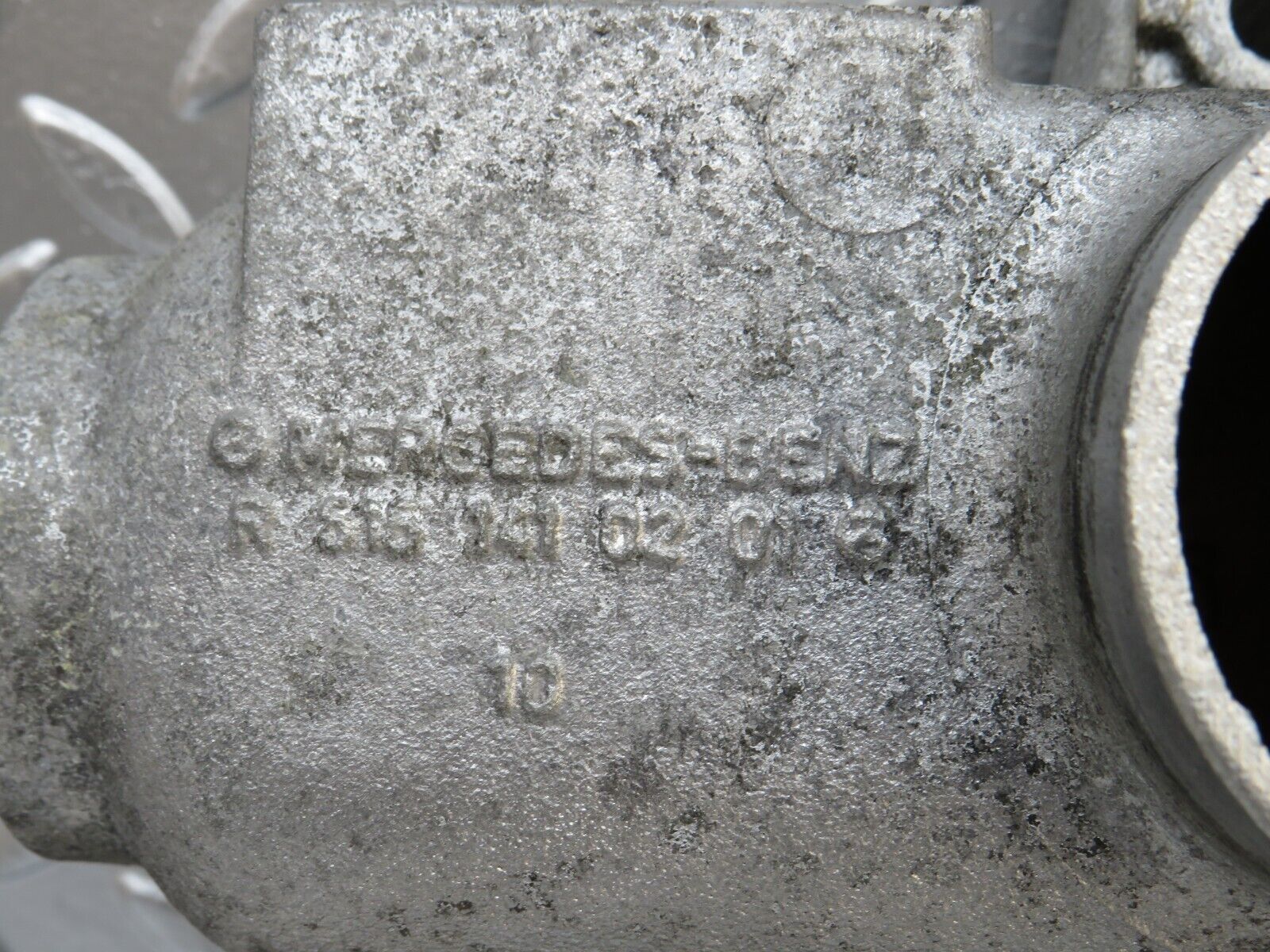 26944 Mercedes-Benz W123 240D Air Intake Manifold 6161410201