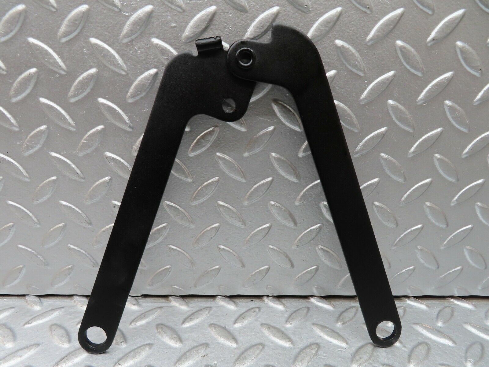 20373 Mercedes-Benz W114 280CE Coupe Bonnet Hinge Right Side