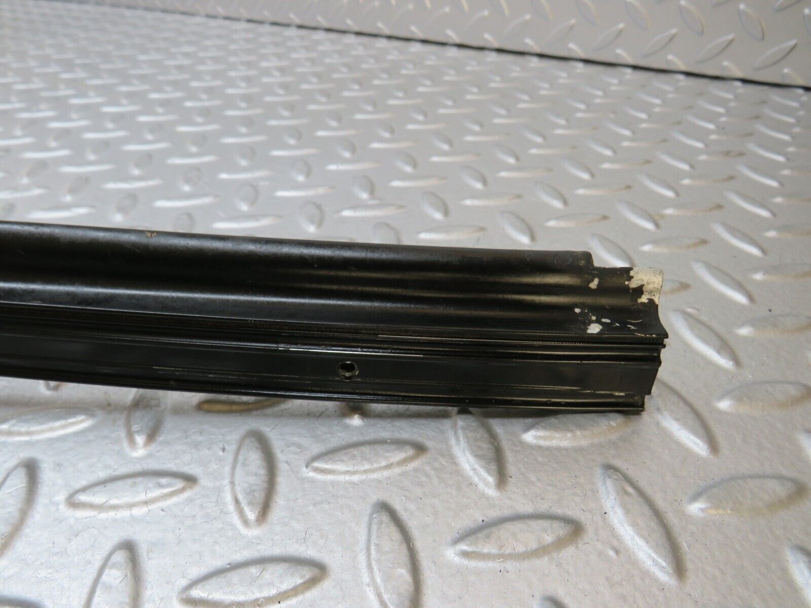 37030 Mercedes-Benz C126 420SEC Coupe Roof Trim Right