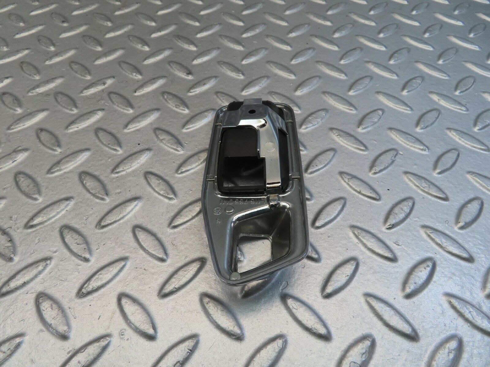 11367 Mercedes-Benz C123 230CE Coupe Frame For Door Opener Left 1167660111