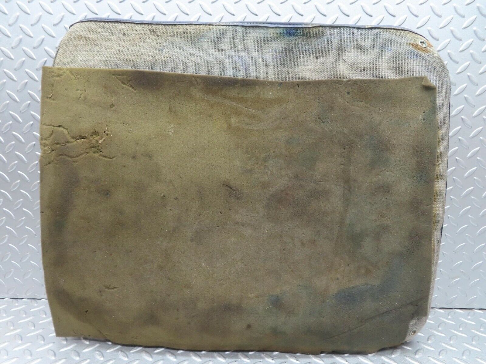 13889 Mercedes-Benz C107 280SLC Rear Right Floor Carpet