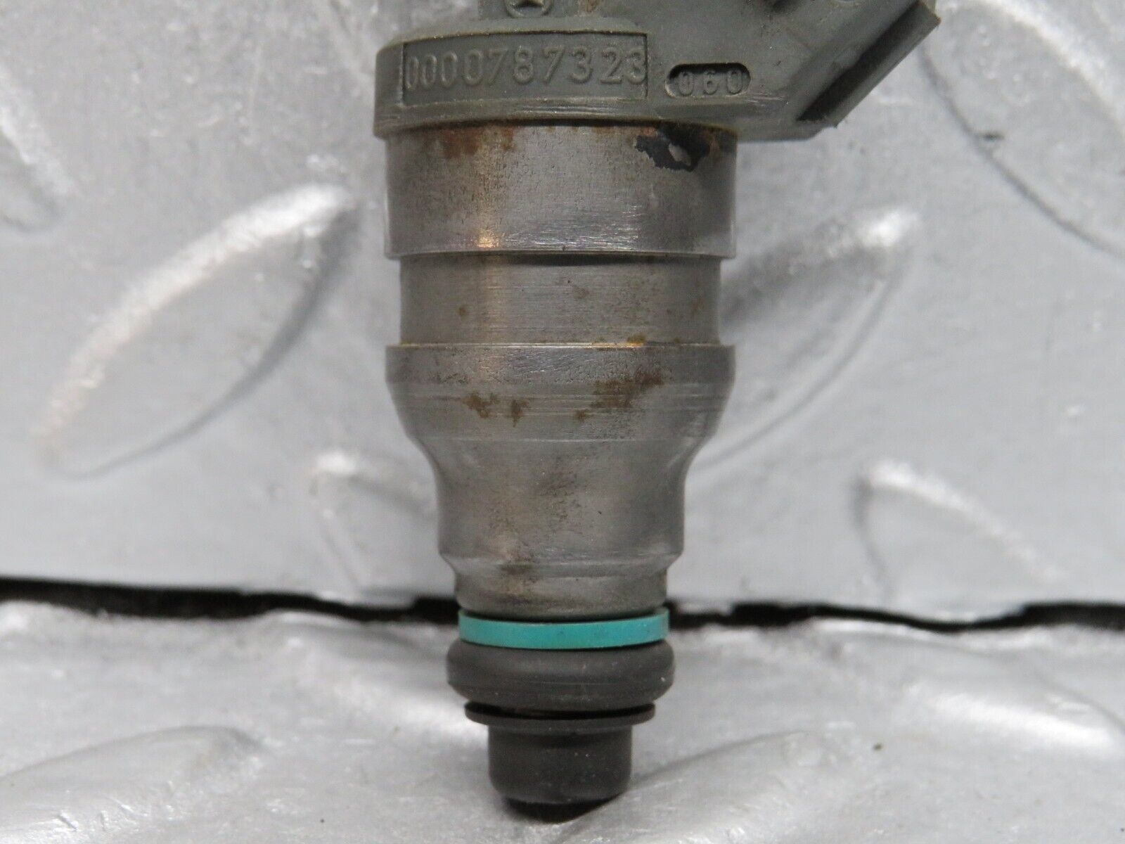 38651 Mercedes-Benz R129 280SL Coupe Fuel Injector Bosch 0000787323 0280155209