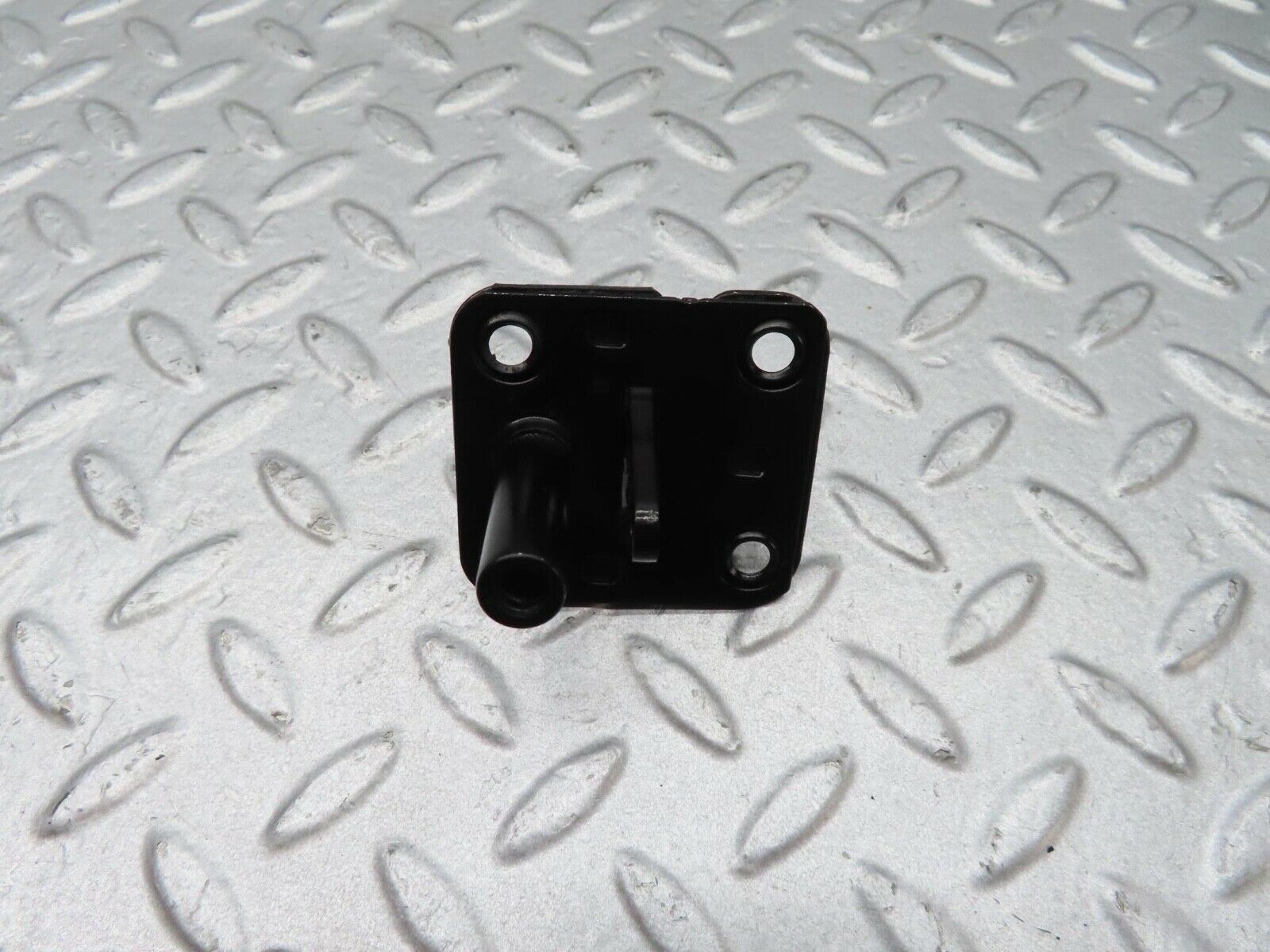 14292 Mercedes-Benz W116 350SE Bonnet Lock Catch